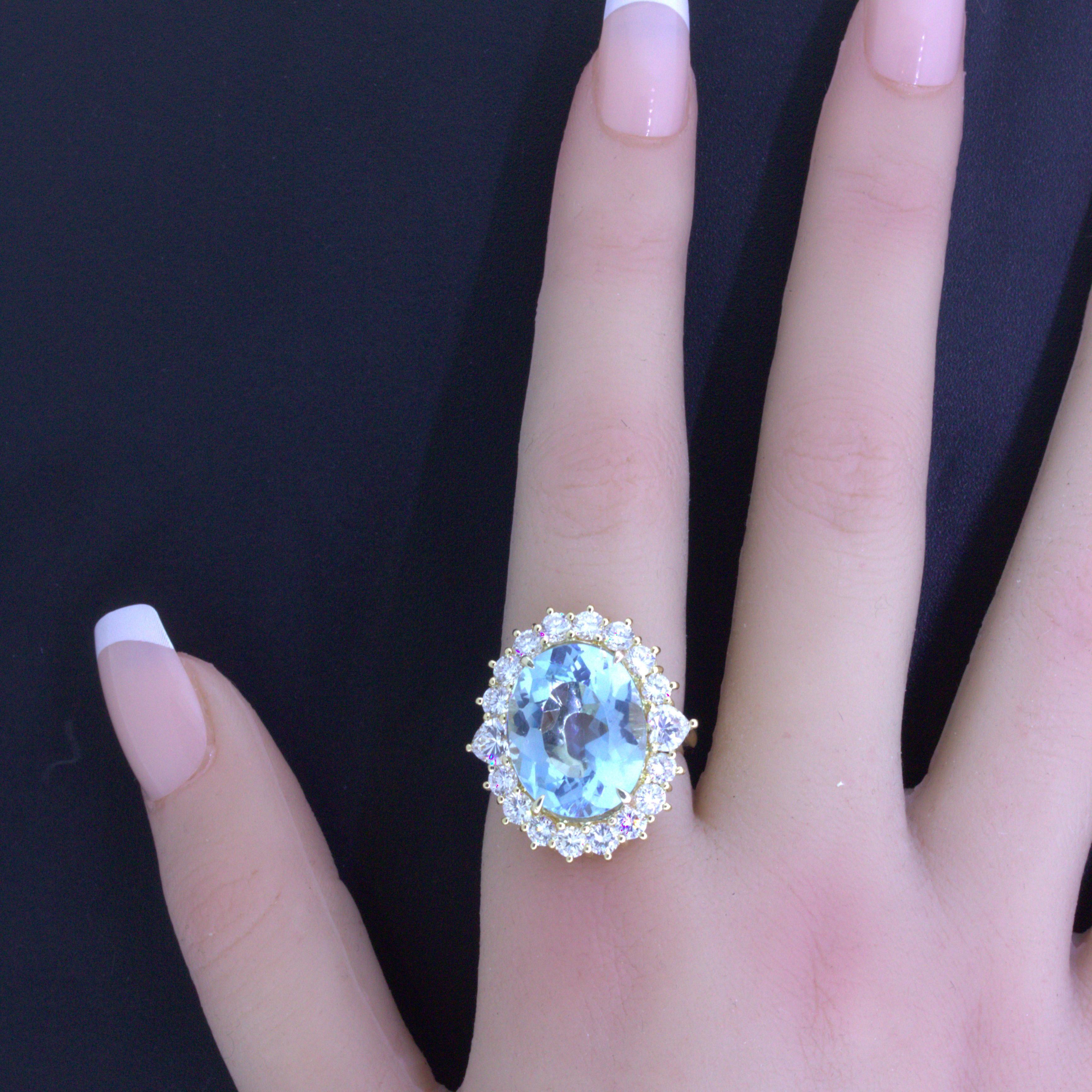 10,60 Karat Aquamarin Diamant Halo 18K Gelbgold Cocktail-Ring Damen im Angebot