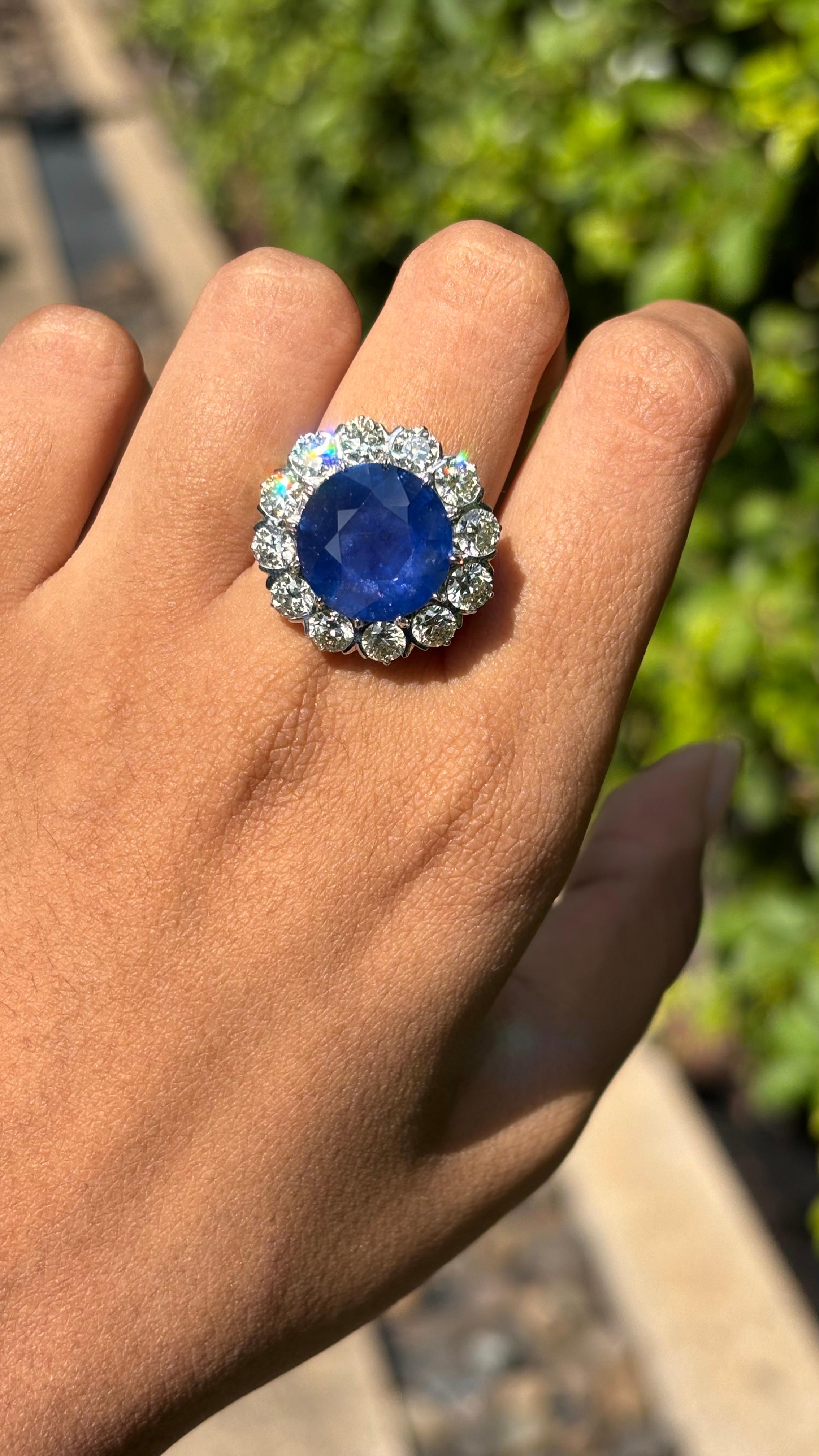 GIA Certified 10.60 Carat Ceylon Blue Sapphire Art Deco Ring in Platinum 900 3