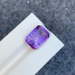 10.60 Carat Natural Loose Amethyst Emerald Shape Gem For Necklace Jewellery