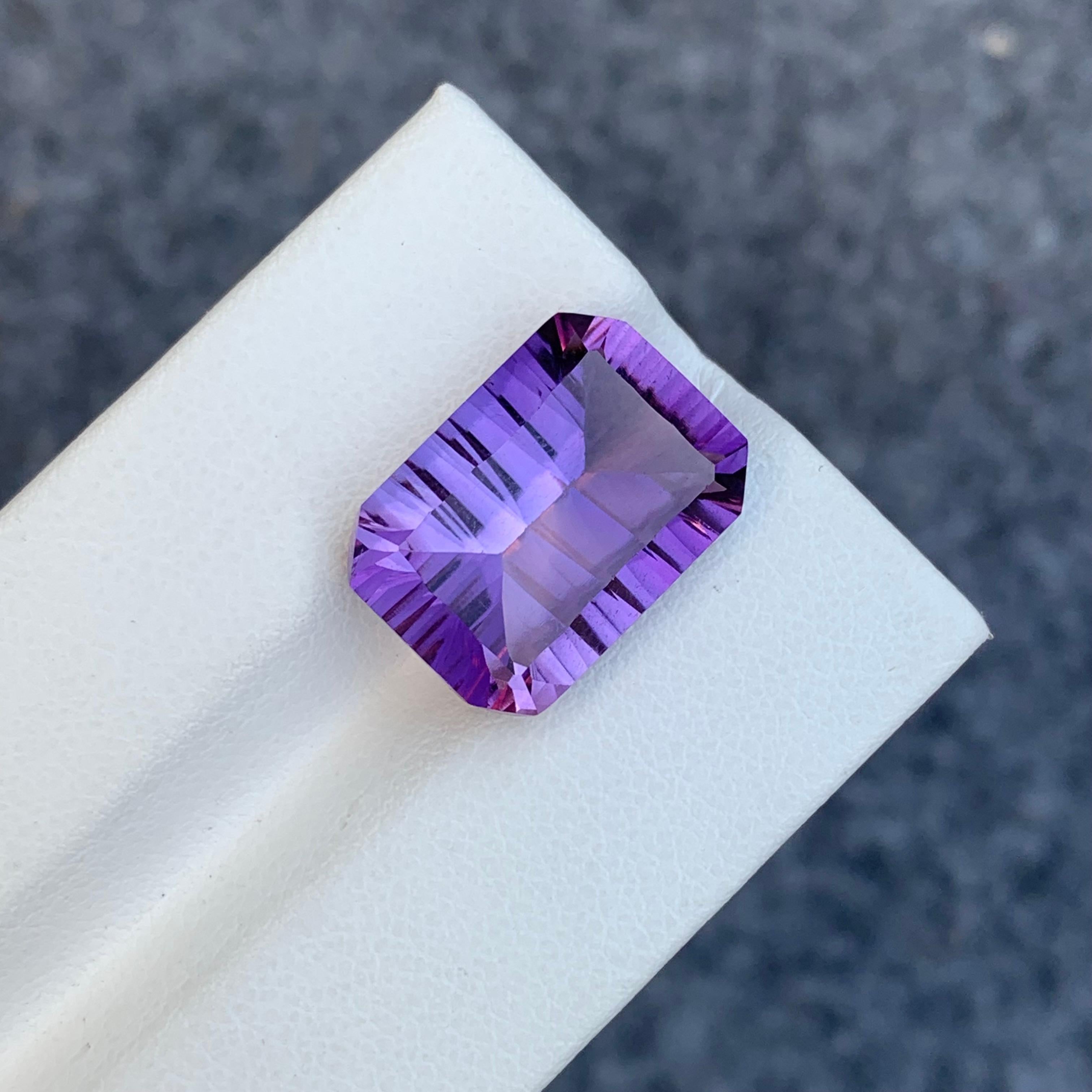 Arts and Crafts 10.60 Carat Natural Loose Amethyst Emerald Shape Gem For Necklace Jewellery For Sale