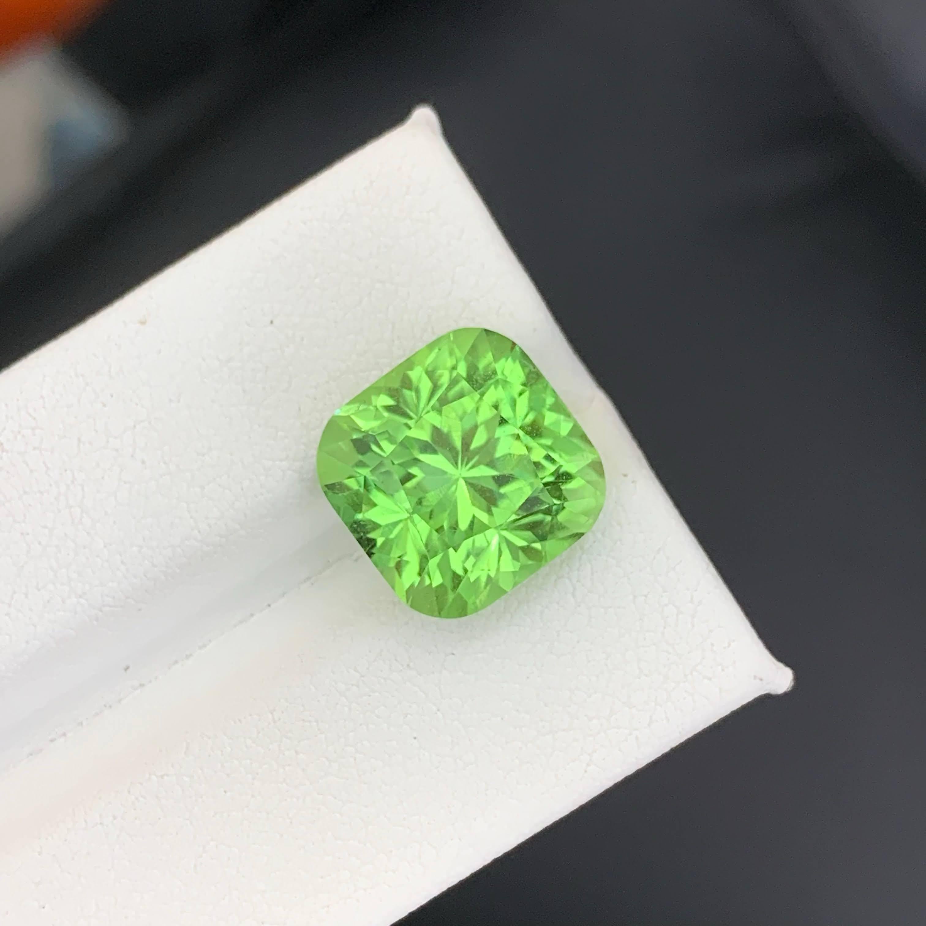 10,60 Carati Nature Sciolto Rutilo Inclusione Peridoto Verde Gemma Pakistana in vendita 4