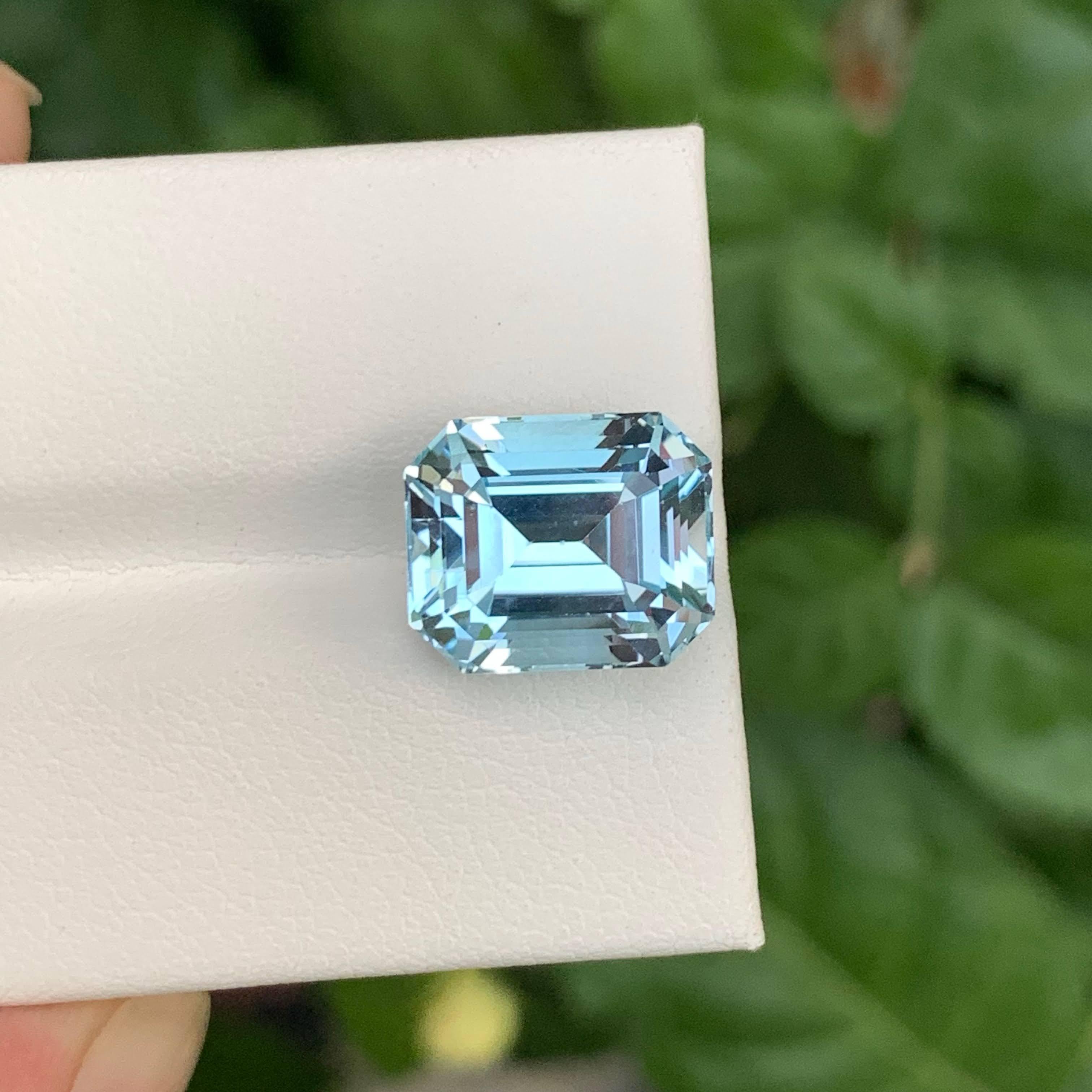 10,60 Carati Nature sciolti Topazio Blu Svizzero Pietra Gemma Africana Taglio Smeraldo in vendita 4