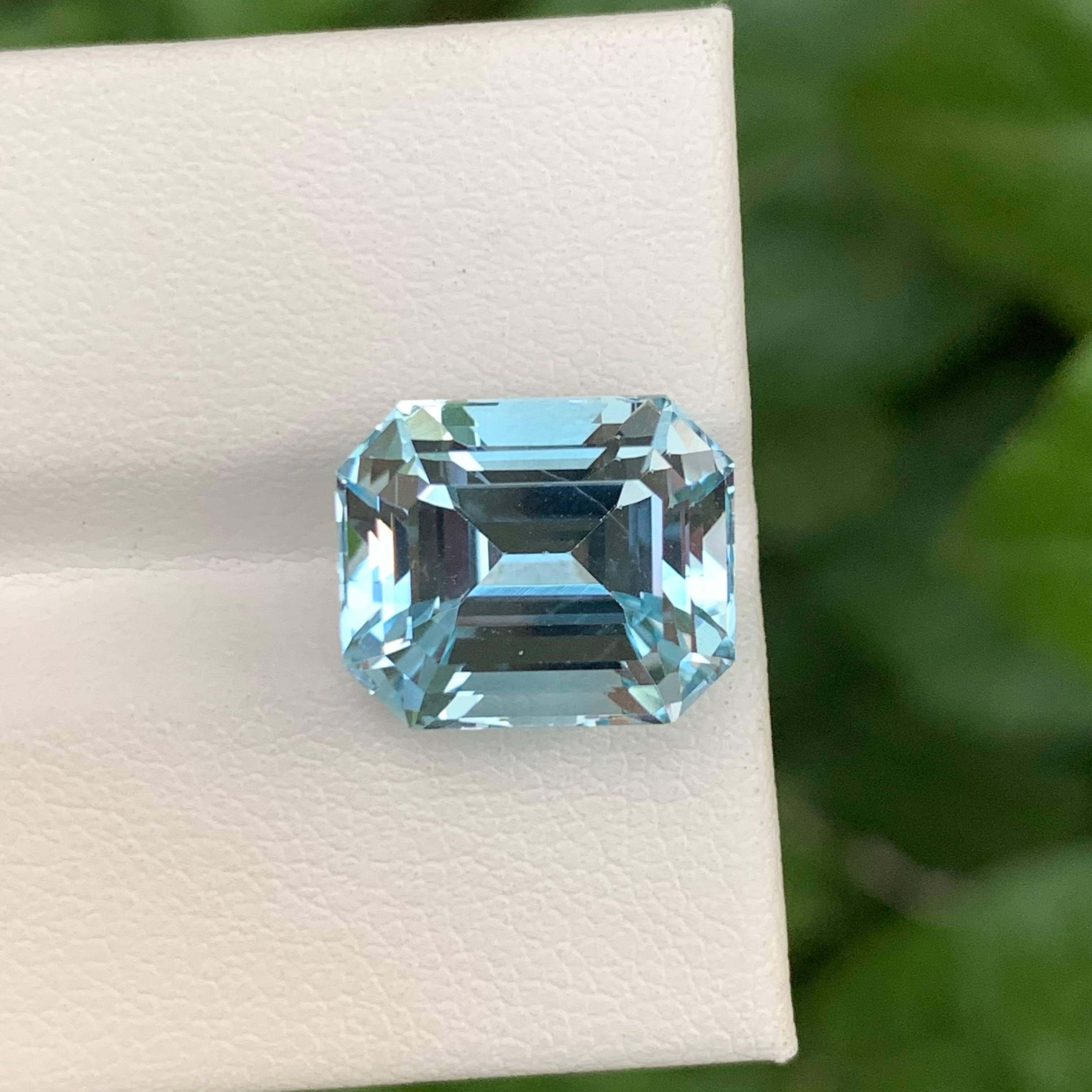 10,60 Carati Nature sciolti Topazio Blu Svizzero Pietra Gemma Africana Taglio Smeraldo in vendita 5