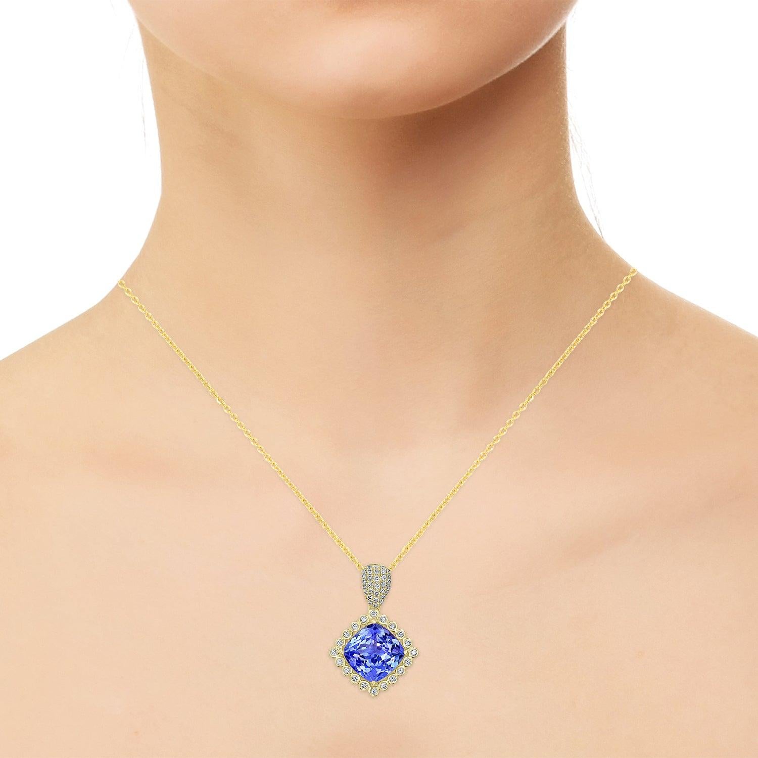 Cushion Cut 10.61ct Tanzanite Pendant with 0.83tct Diamonds Set in 18K Yellow Gold For Sale