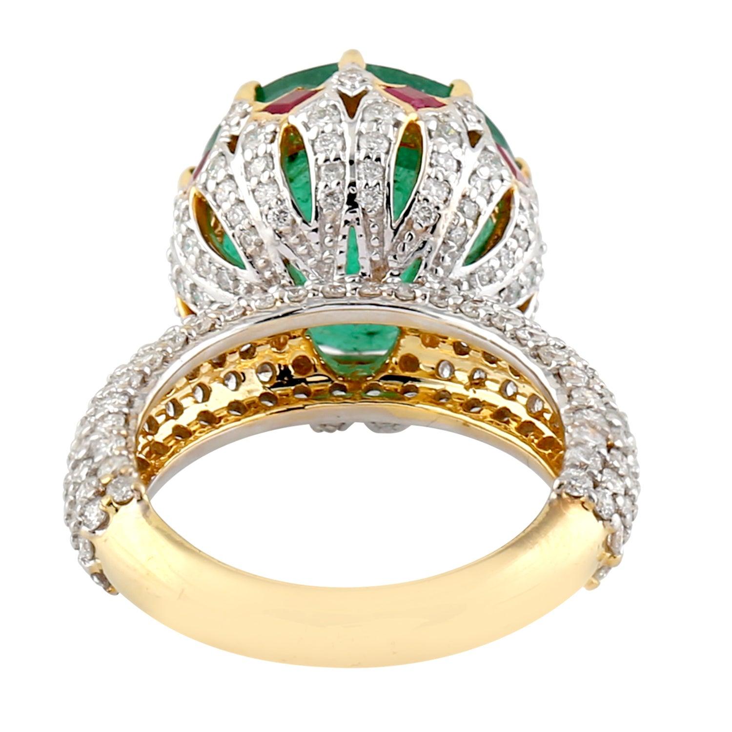 For Sale:  10.62 Carat Emerald Ruby Diamond 18 Karat Gold Ring 3