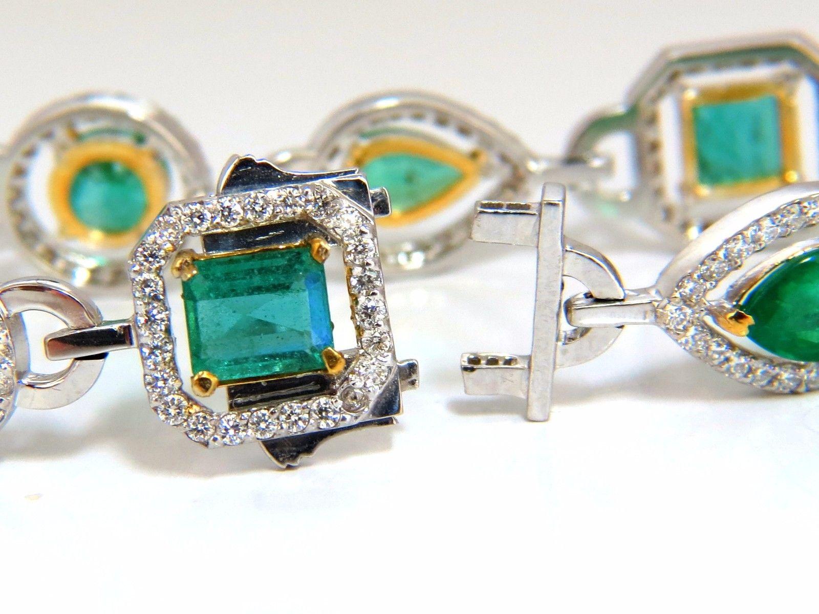 10.62 Carat Natural Emeralds Diamond Halo Bracelet 14 Karat For Sale 1