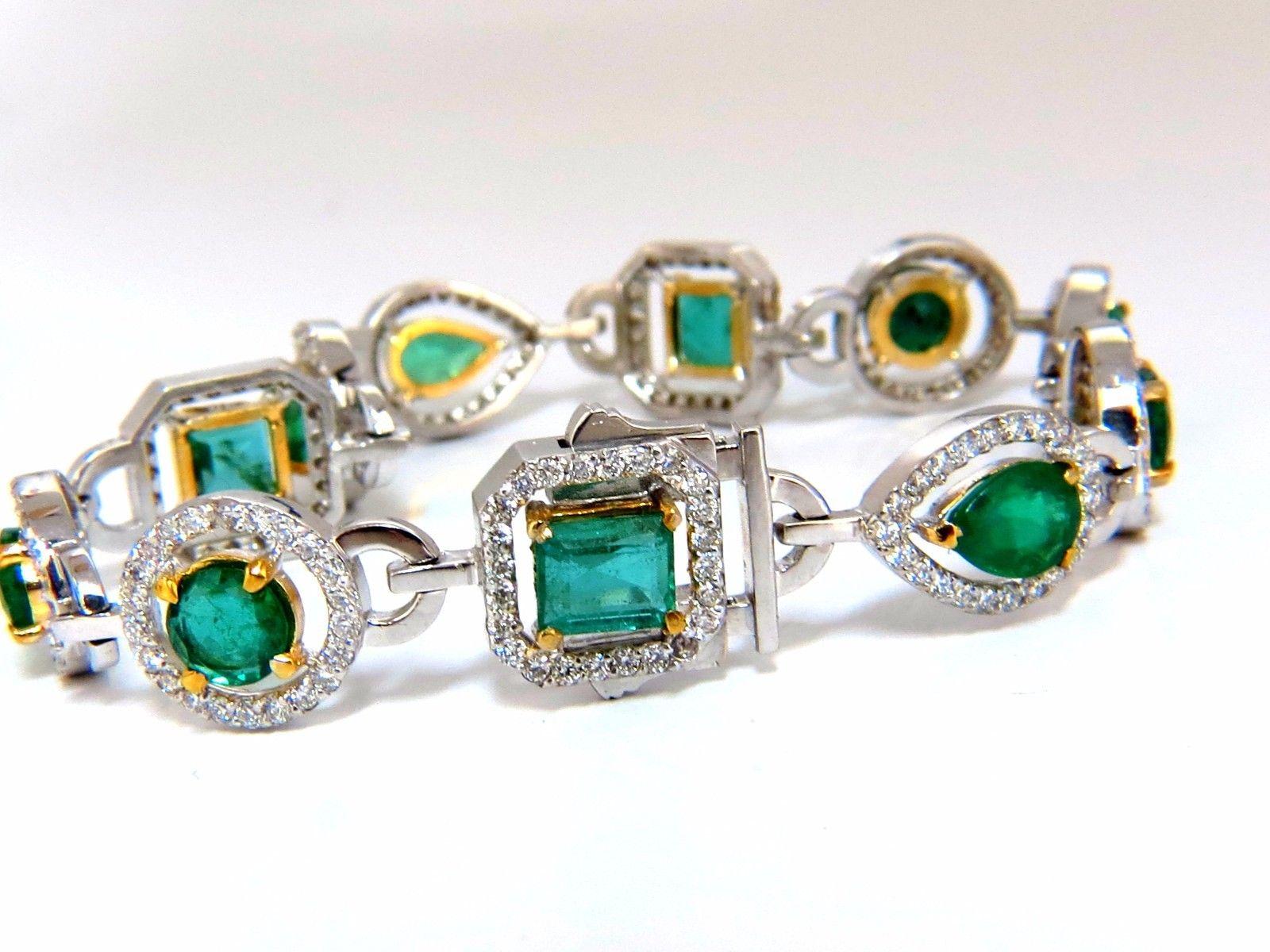 10.62 Carat Natural Emeralds Diamond Halo Bracelet 14 Karat For Sale 2
