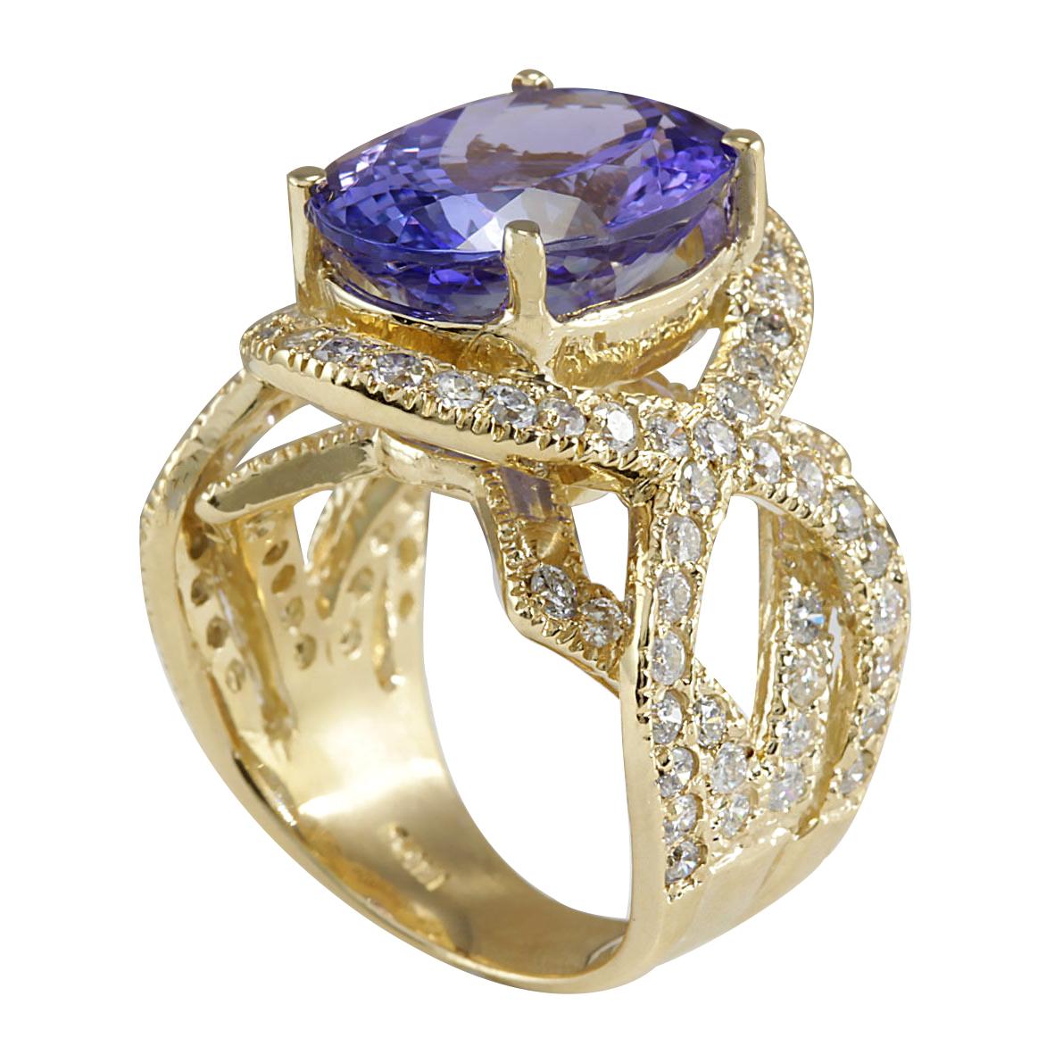 Modern Exquisite Natural Tanzanite Diamond Ring: Crafted in 14 Karat Yellow Gold For Sale