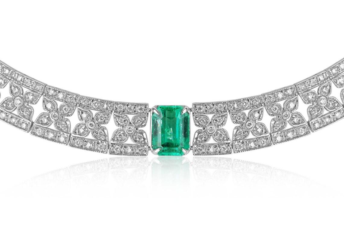 Collana a girocollo floreale con smeraldo colombiano reale e diamanti da 10,62tcw 18K in vendita
