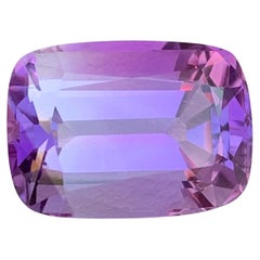 Améthyste naturelle non sertie de 10,65 carats de forme coussin longue pour bijoux