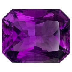 10,65 Karat Natürlicher loser dunkelvioletter Amethyst im Scherenschliff Edelstein