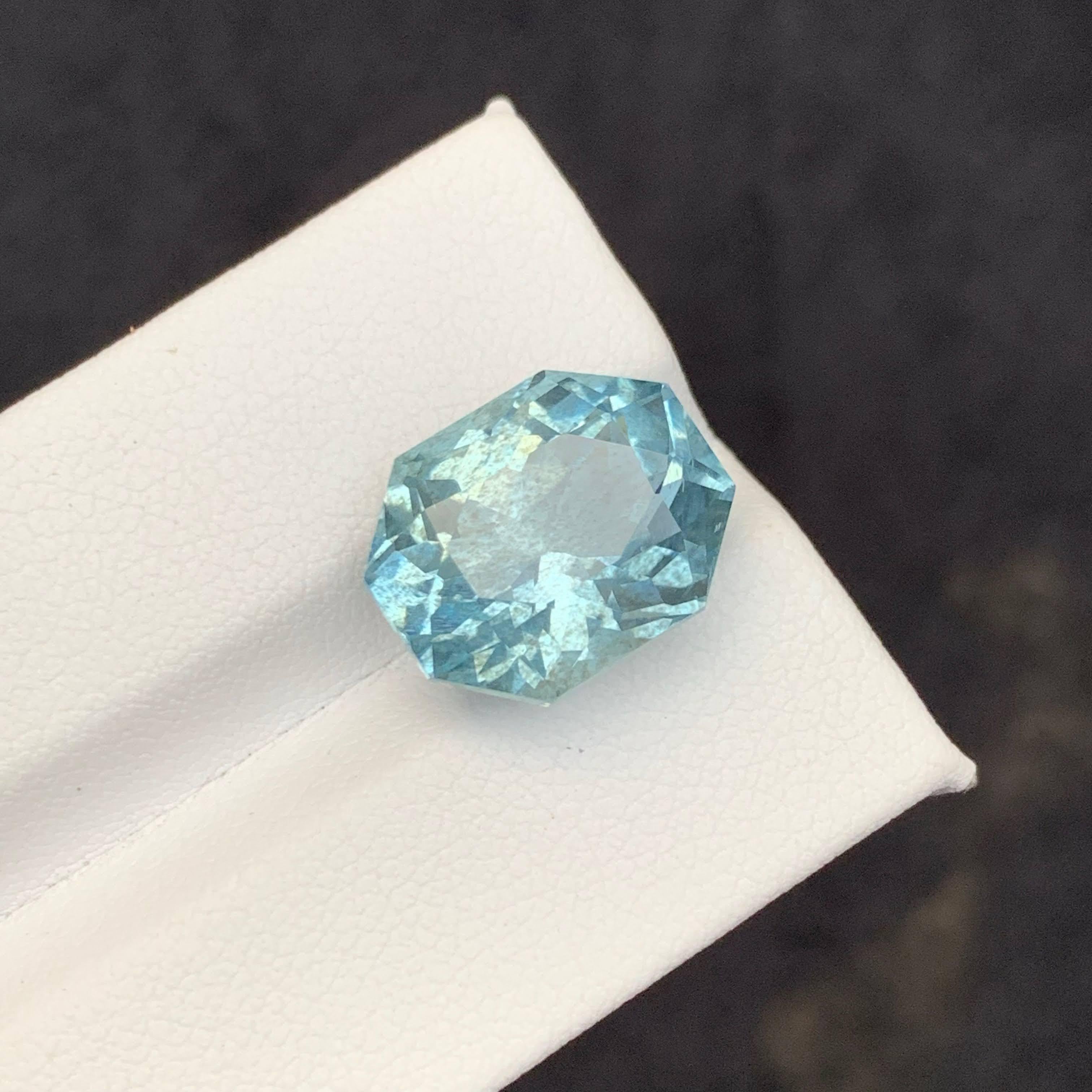 10,65 quilates de aguamarina azul de mar natural suelta talla esmeralda de África Piedra preciosa en venta 1