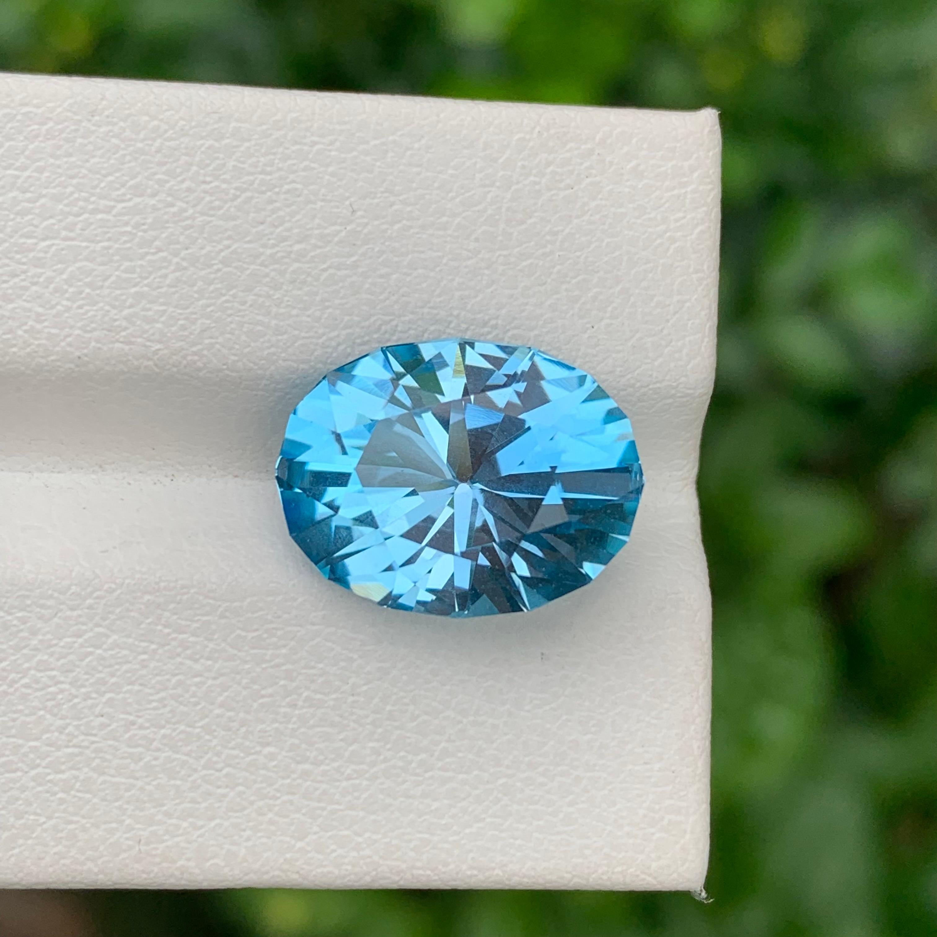 10.65 Carat Stunning Loose Blue Topaz Oval Shape Gem For Necklace For Sale 4