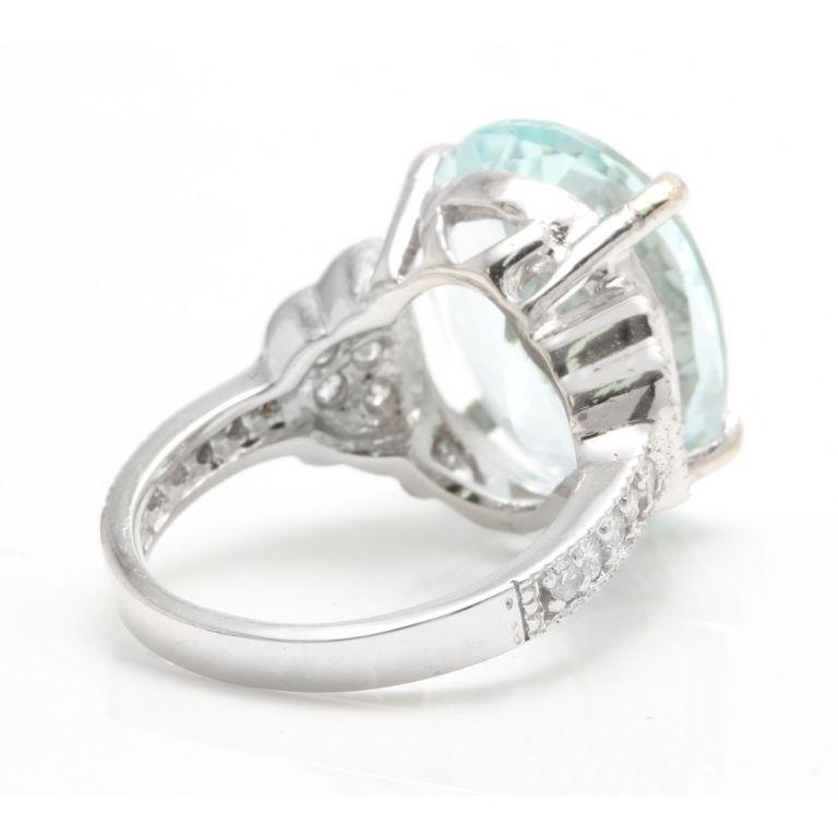 Impressionnante bague en or massif 14 carats avec aigue-marine naturelle de 10,65 carats et diamants Neuf - En vente à Los Angeles, CA