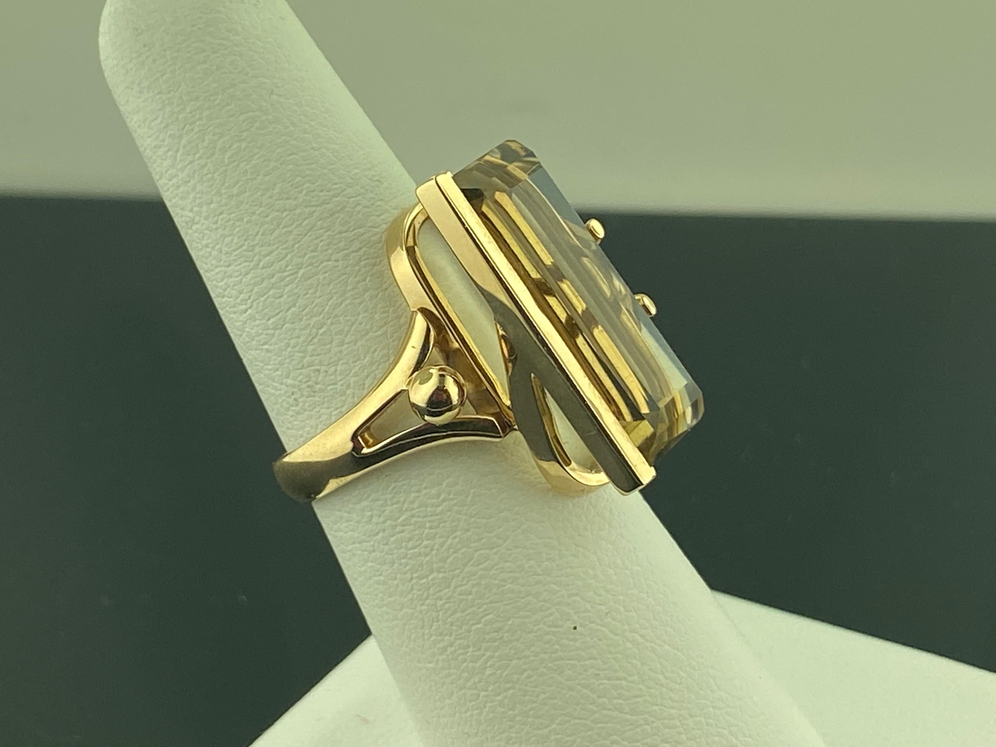 10.66 Carat Emerald Cut Smokey Quartz Ring in Yellow Gold In Excellent Condition For Sale In Palm Desert, CA