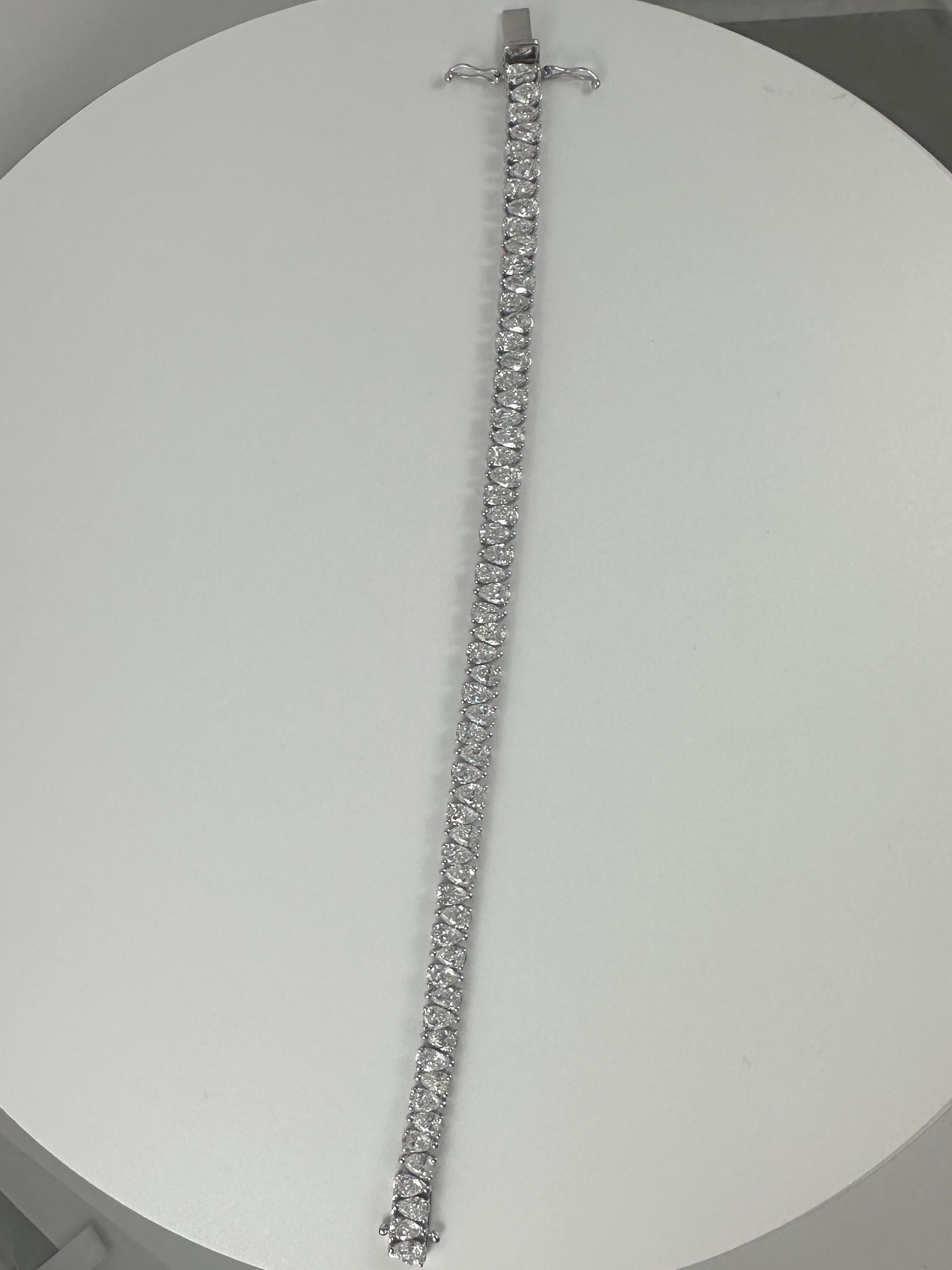 da uomo o donna Bracciale Tennis con diamanti a forma di pera da 10,66 carati in oro bianco 14K, 7 pollici in vendita