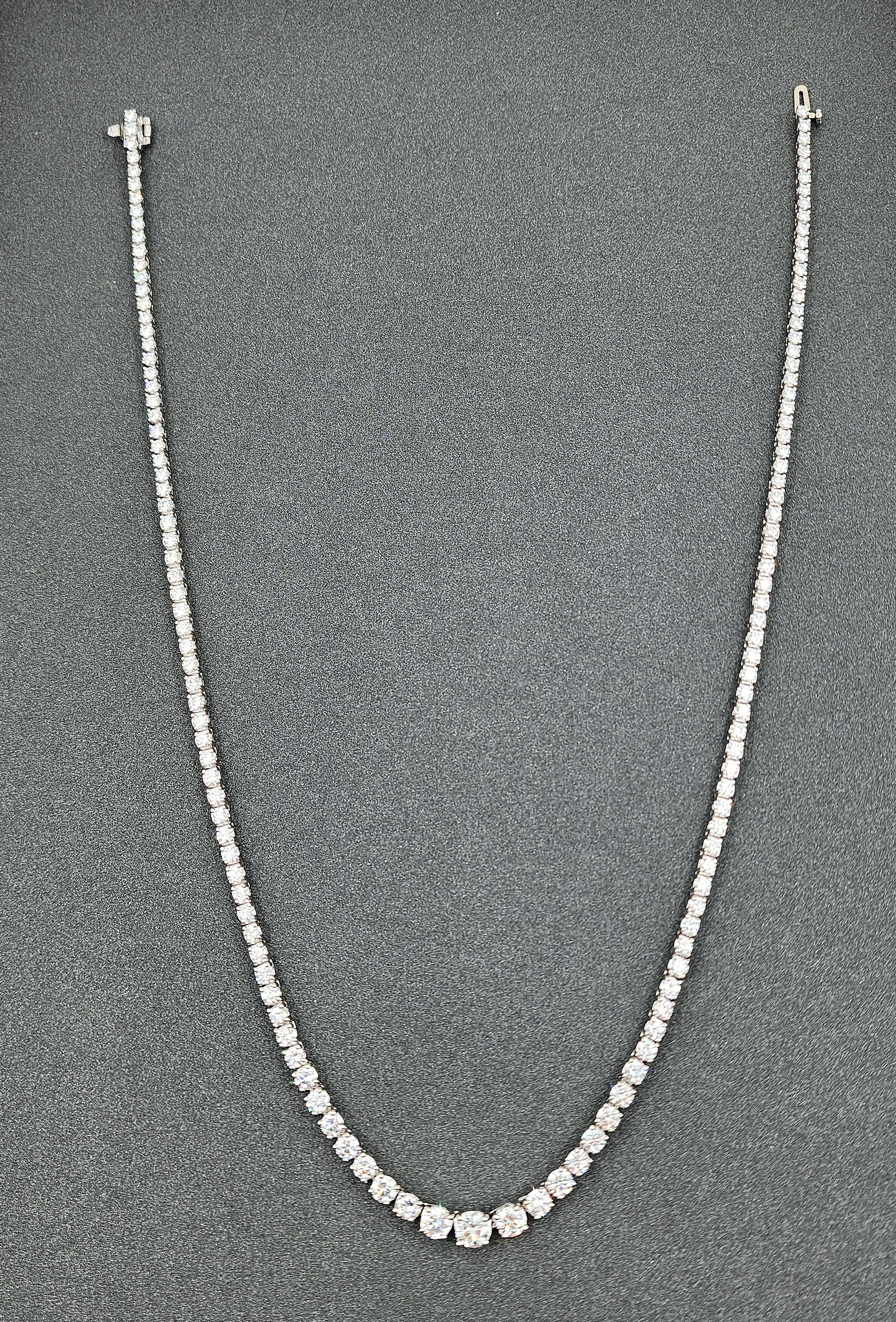 Round Cut 10.66 ct Riviera Graduated Diamond Necklace For Sale