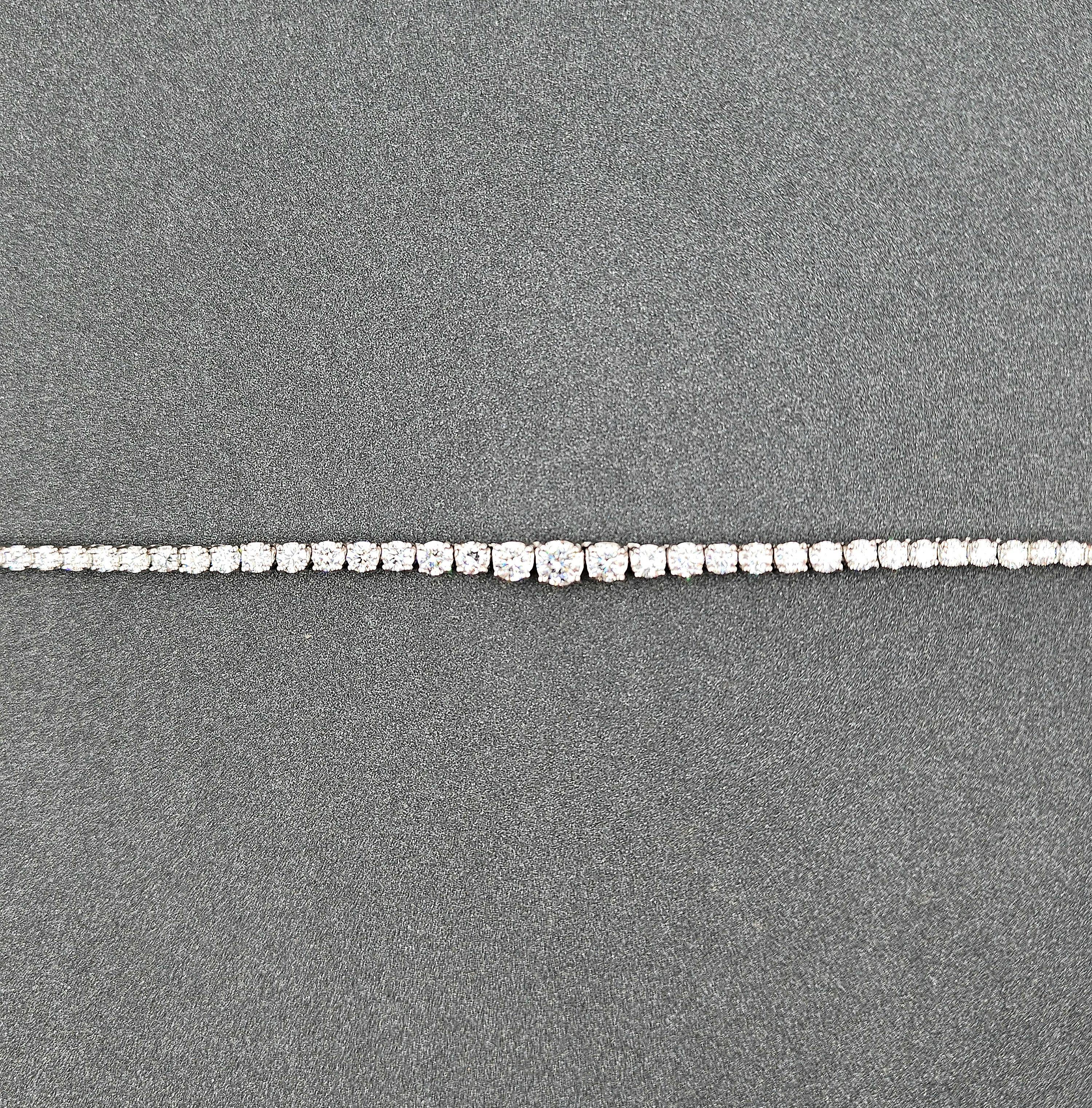 10.66 ct Riviera Graduated Diamond Necklace For Sale 1