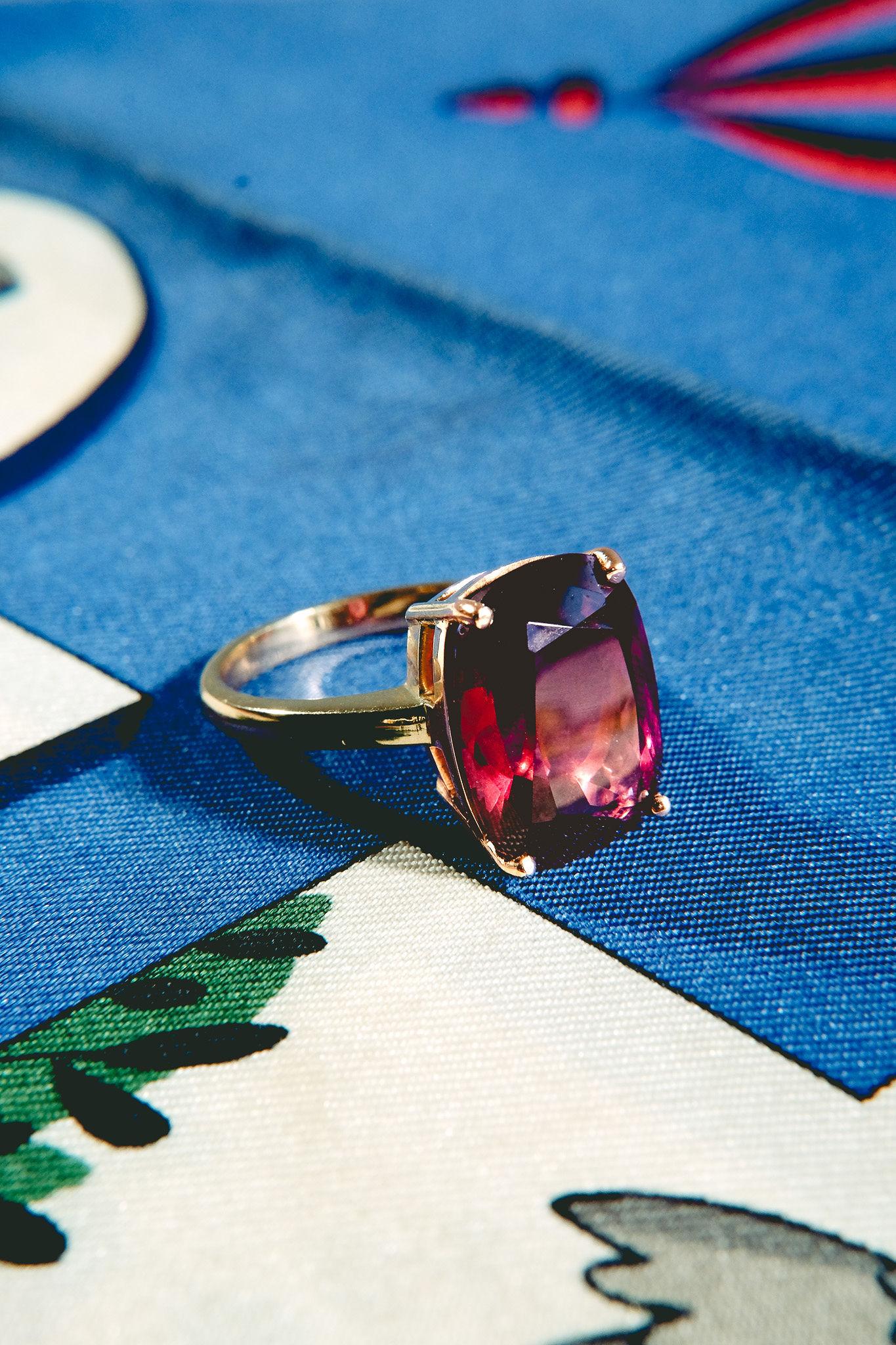 10.66ct Rhodolite Solitaire Ring-Cushion Cut-18KT Yellow Gold-GIA Certified For Sale 4