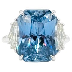 10.67 Carat Blue Sapphire Octagonal and Cadillac Diamond Ring in 18K White Gold