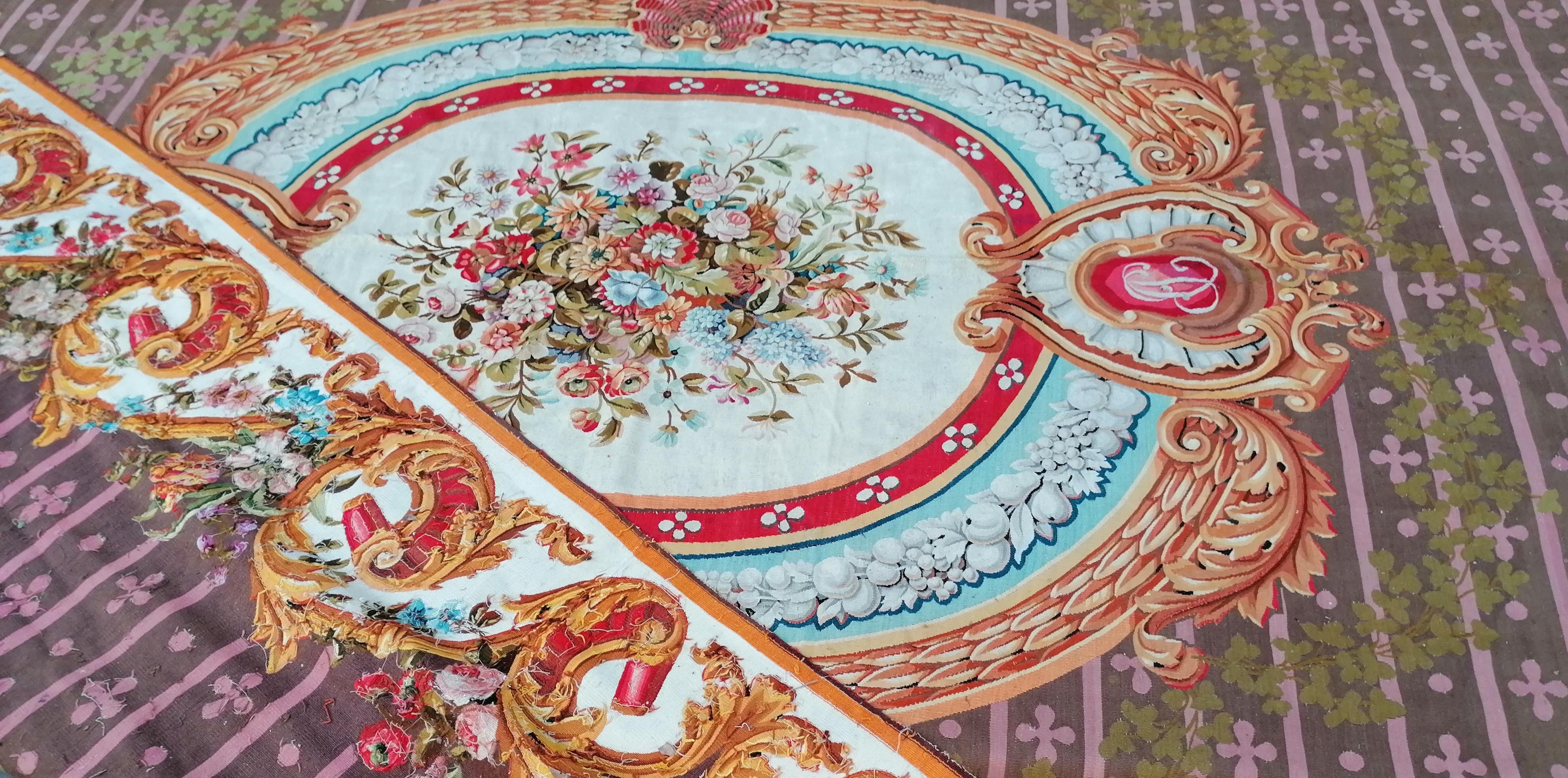 1068 -  Beautiful and Large 19th Century French Aubusson Rug For Sale 8
