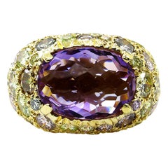 Vintage 10.68 Carat Natural Fancy Multicolored Diamonds & Amethyst Dome 18k Gold Ring