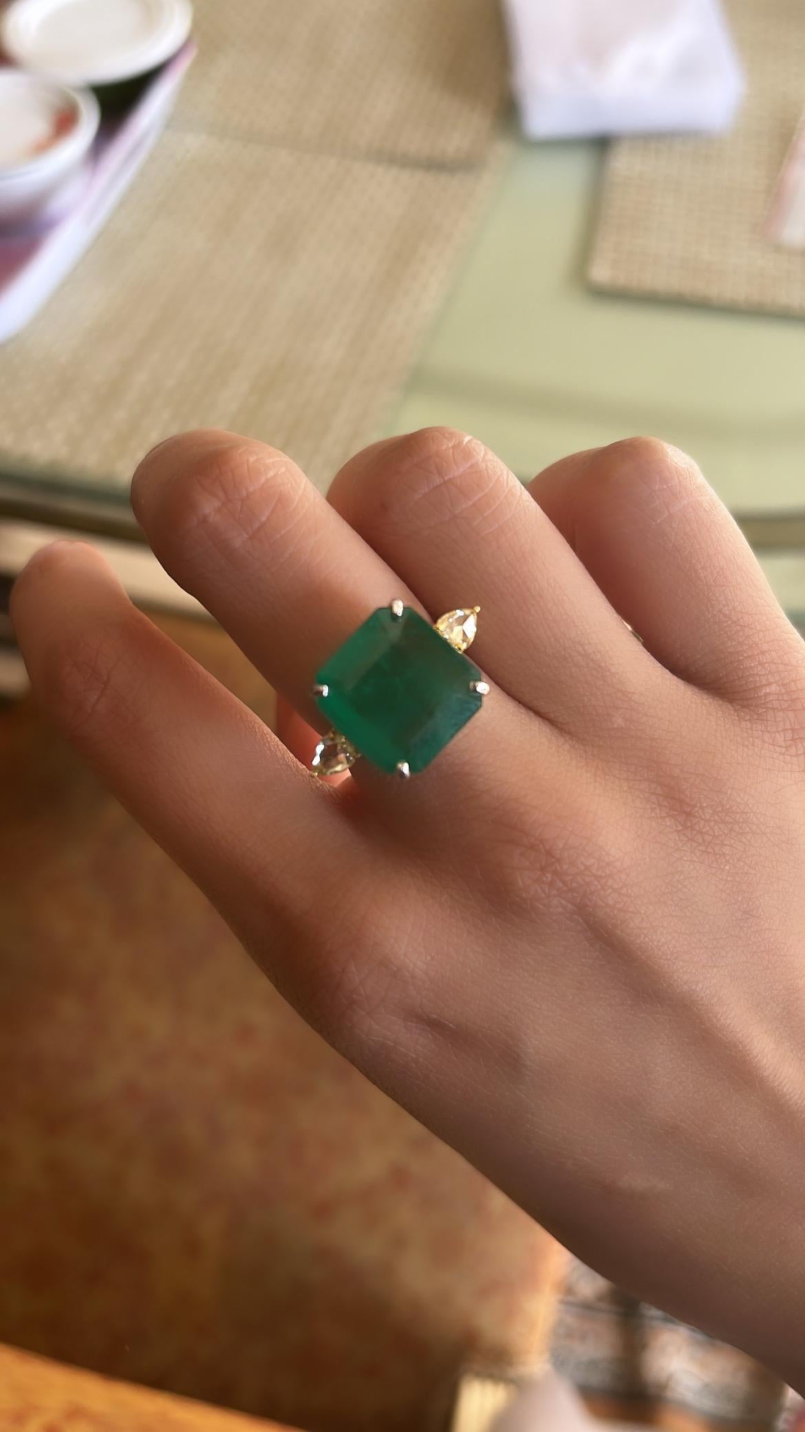10.68 Carats, Zambian Emerald & Rose Cut Diamonds Cocktail/ Engagement Ring 1