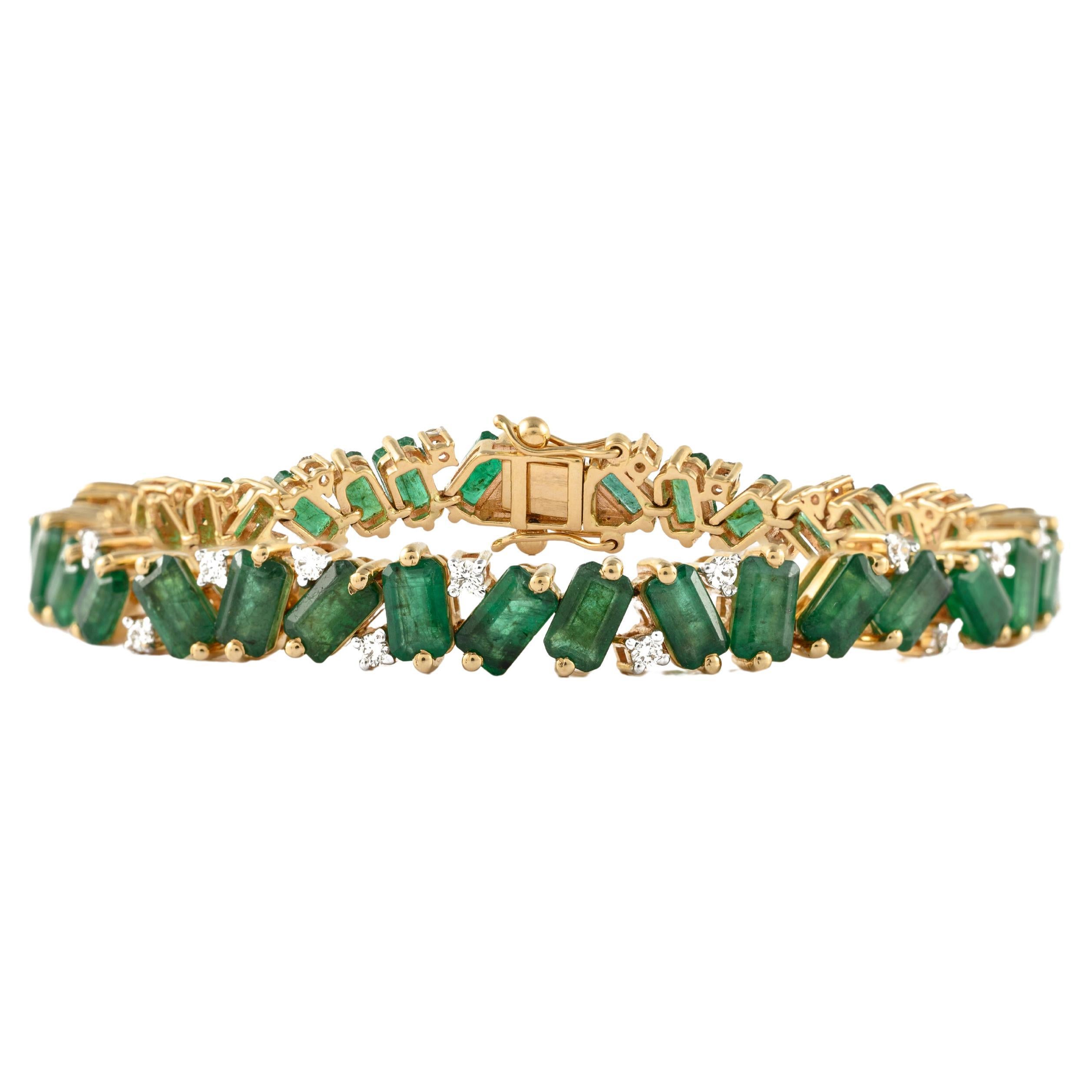 10.68 ct Brilliant Diamond and Emerald Tennis Bracelet in 14K Solid Yellow Gold For Sale