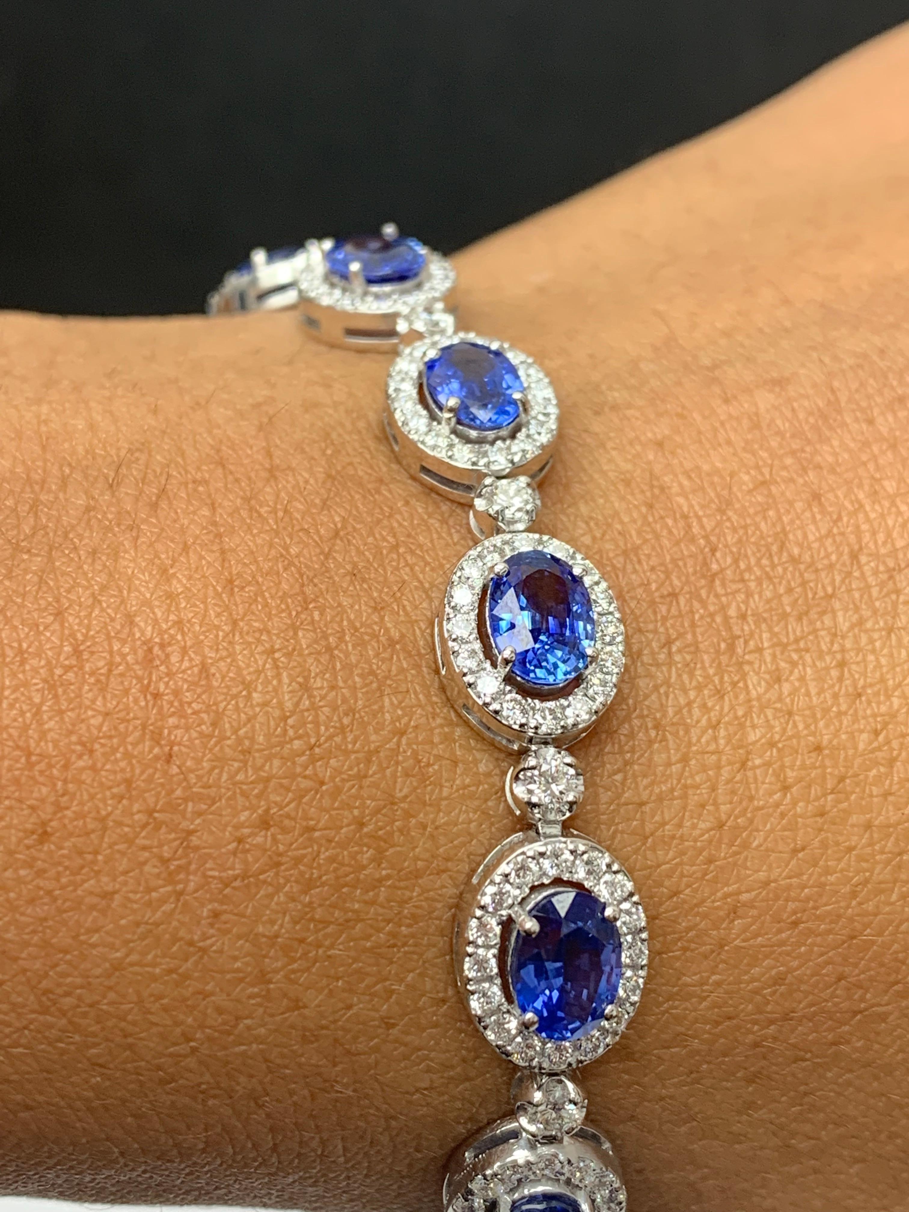 10.69 Carat Oval Blue Sapphire and Diamond Halo Bracelet in 14K White Gold For Sale 7
