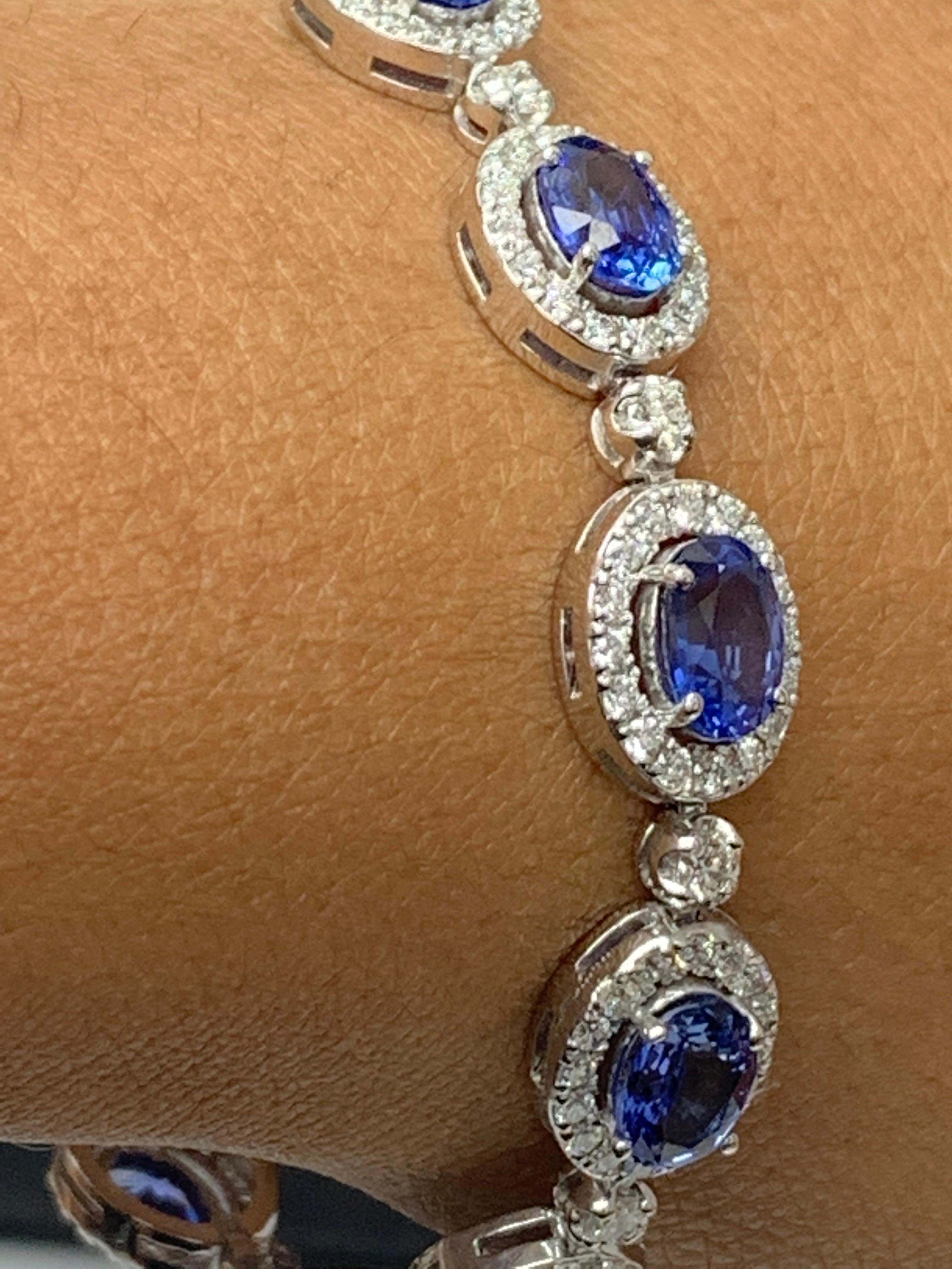 10.69 Carat Oval Blue Sapphire and Diamond Halo Bracelet in 14K White Gold For Sale 9