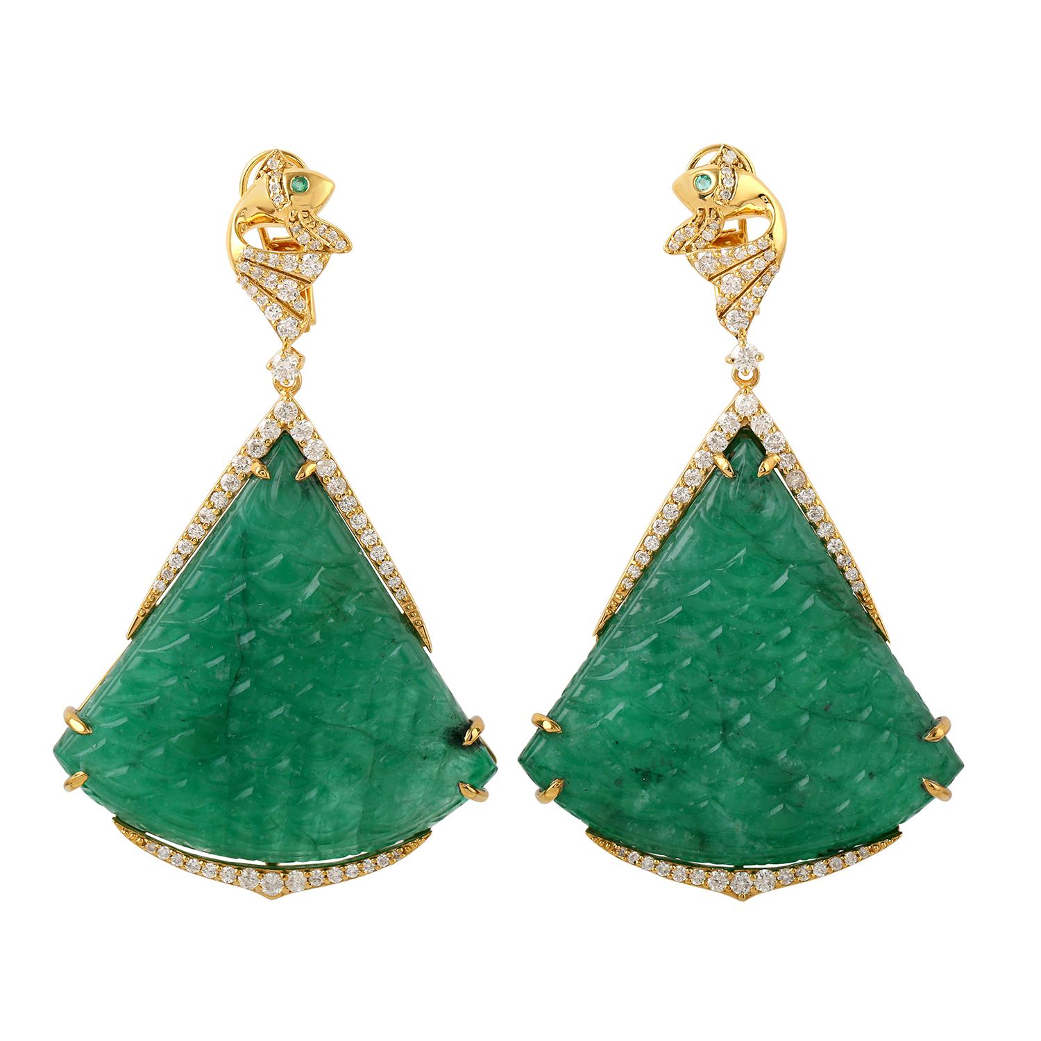 Contemporary 106.99ct Anchor Resembling Shaped Emerald Dangle Earrings With Diamonds For Sale