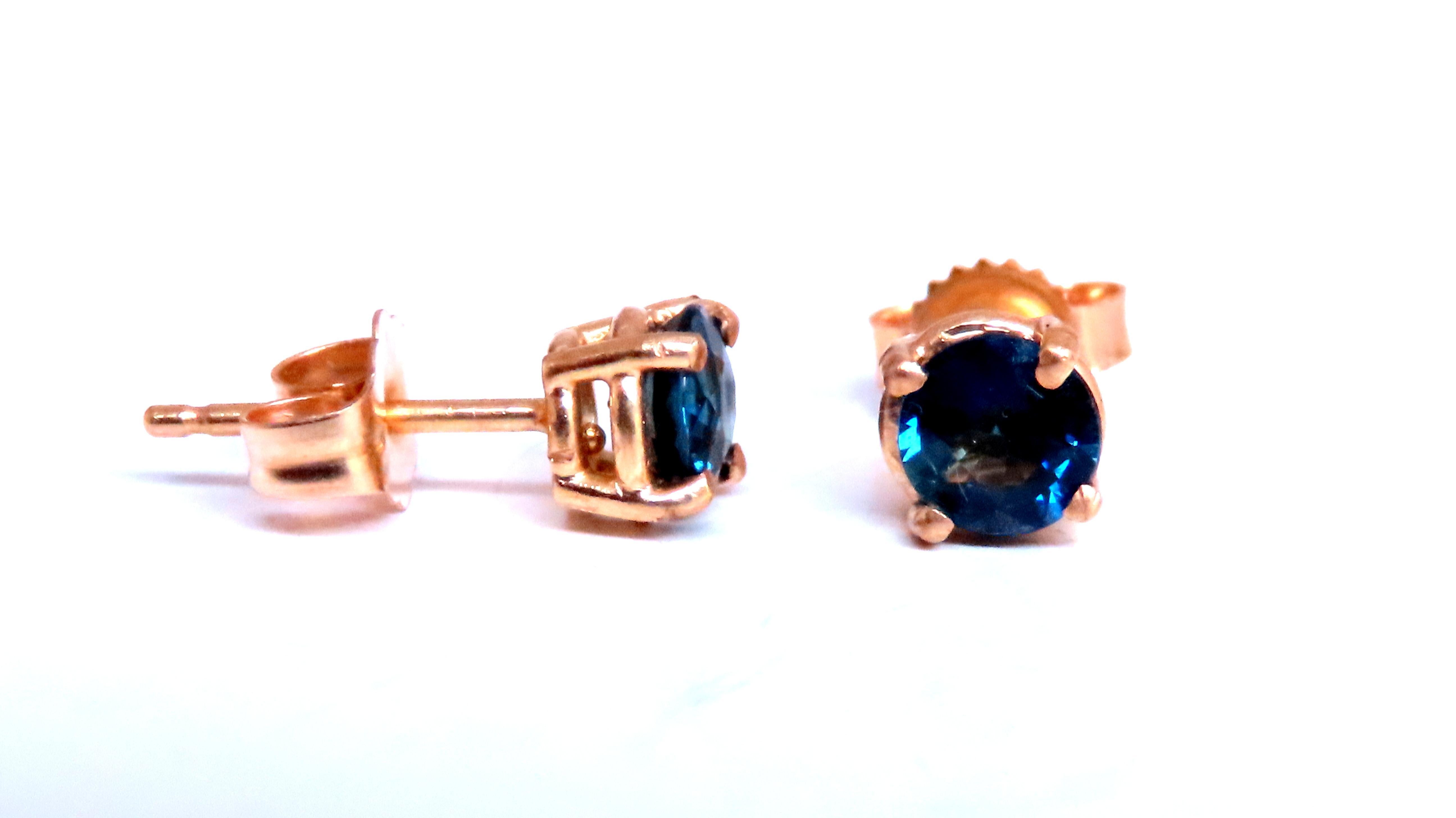 Taille brillant 1.06ct Natural Sapphire Periwinkle Blue Sapphire Stud Ears 14kt Gold 12605 en vente