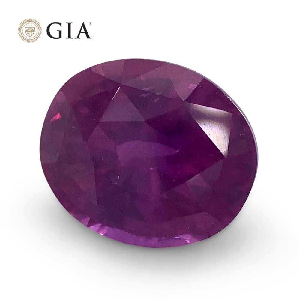 1.06ct Oval Vivid Pink-Purple Sapphire GIA Certified Sri Lanka In New Condition For Sale In Toronto, Ontario