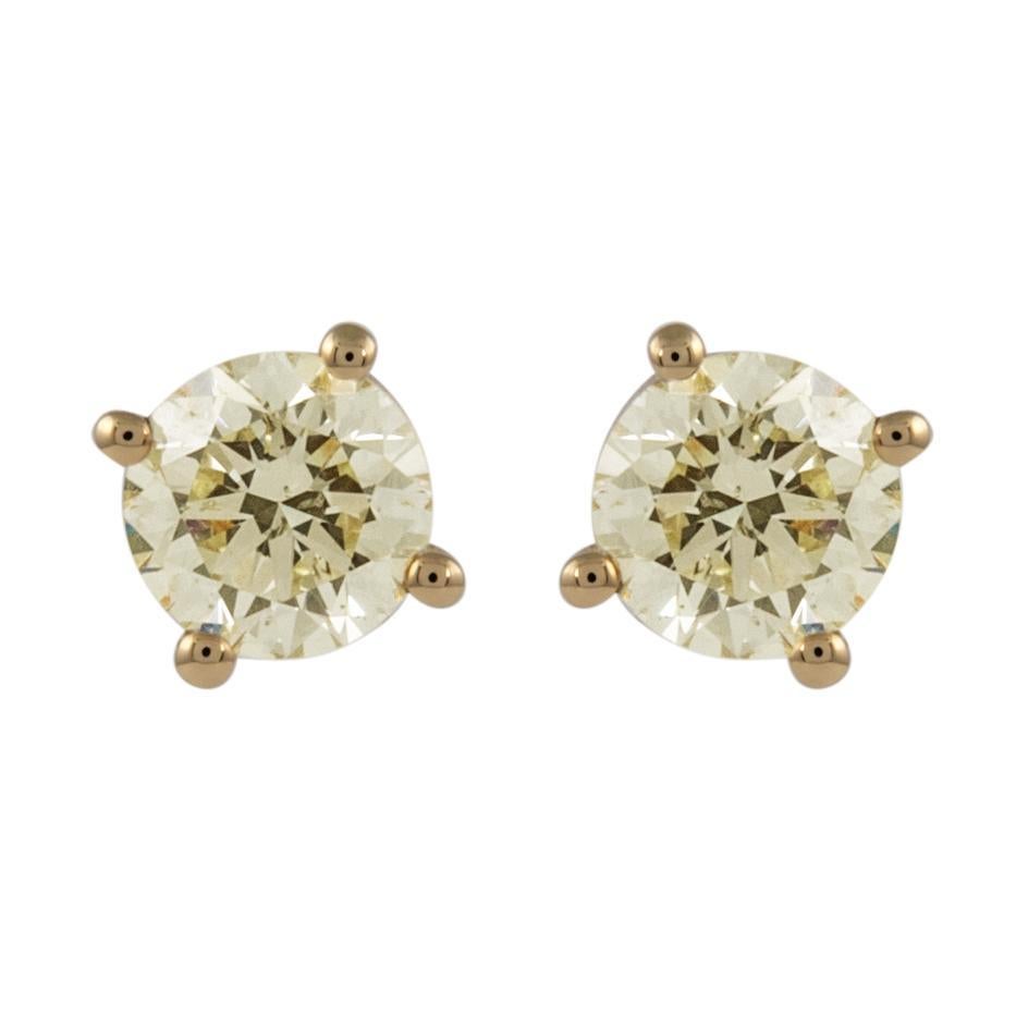 Round Cut 1.06ct Round Diamond Stud Earrings 18k Yellow Gold For Sale