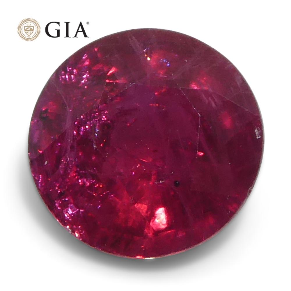 da uomo o donna 1.06ct Round Red Ruby GIA Certified Madagascar in vendita