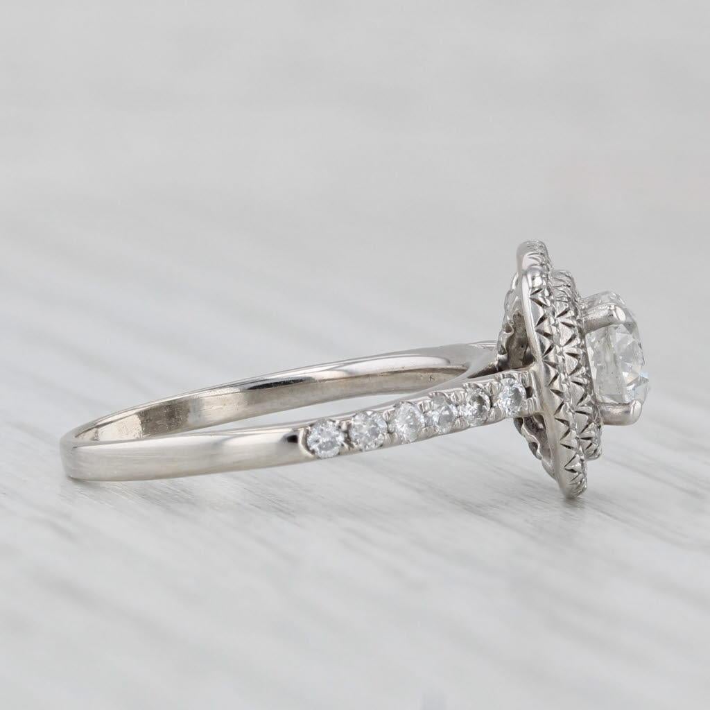 Informazioni sulla gemma:
- Diamante Nature -
Carati - 0,65ct
Taglio - Brillante rotondo
Colore - H - I.
Chiarezza - I1 

- Diamanti naturali -
Carati totali - 0,16ctw
Taglio - Brillante rotondo
Colore - H - J
Chiarezza - SI2 - I1

- Diamanti