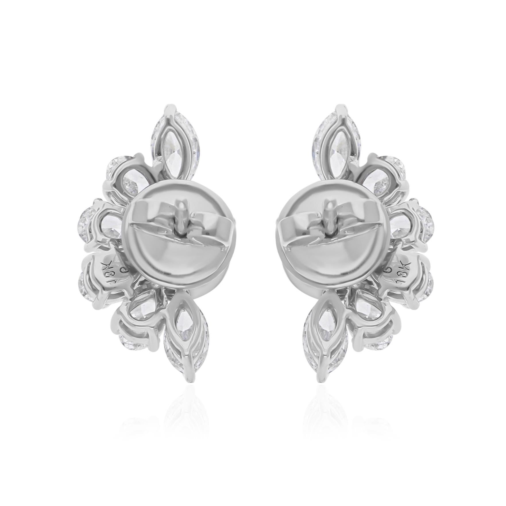 Fusi in oro a 18 carati, questi squisiti orecchini sono impreziositi da uno smeraldo dello Zambia da 1,07 carati e da 1,88 carati di diamanti scintillanti.

Segui la vetrina di Spectrum Jewels per vedere le ultime collezioni e i pezzi esclusivi.