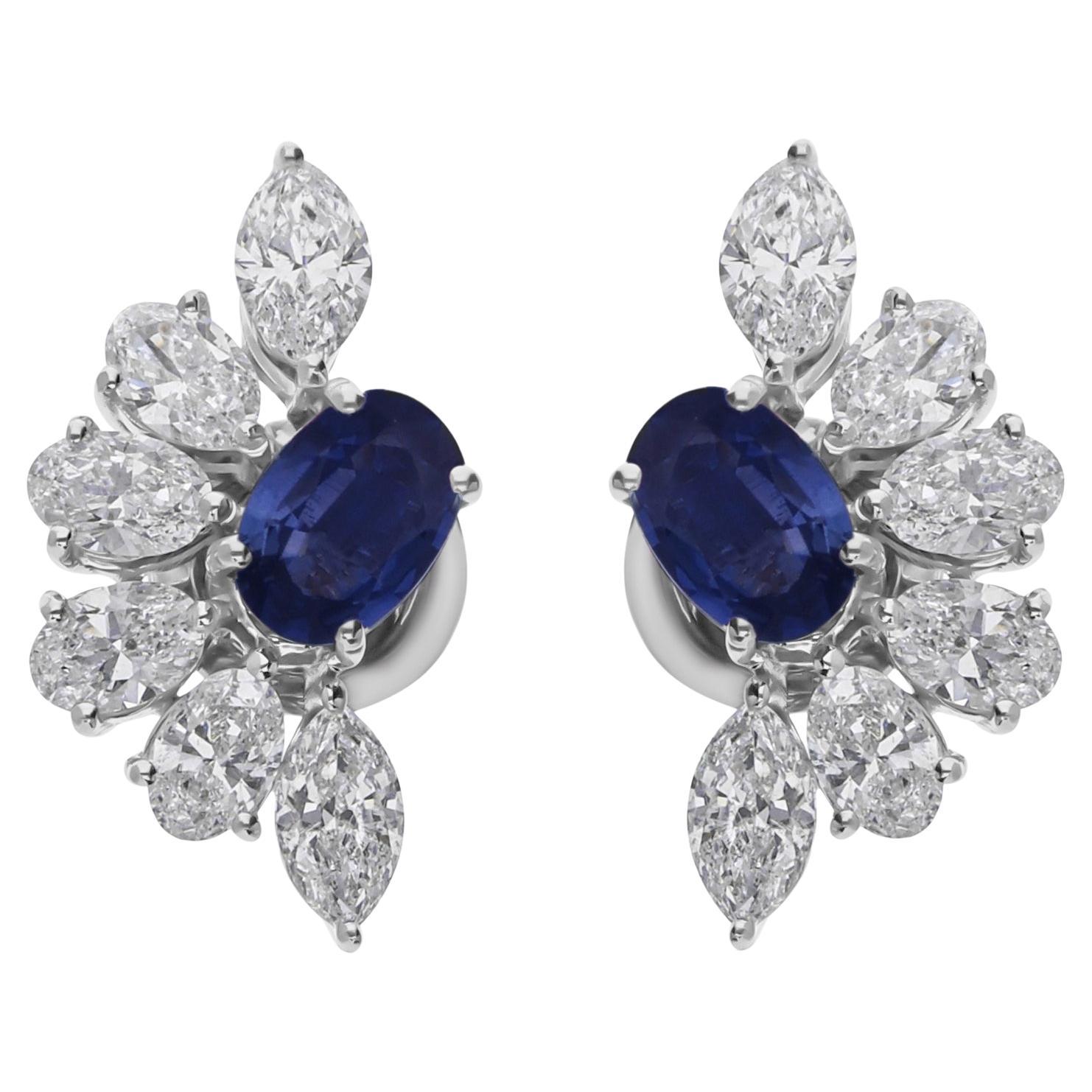 Boucles d
oreilles en or blanc 18 carats avec saphir bleu de 1,07 carat et diamants de 1,88 carat SI/H