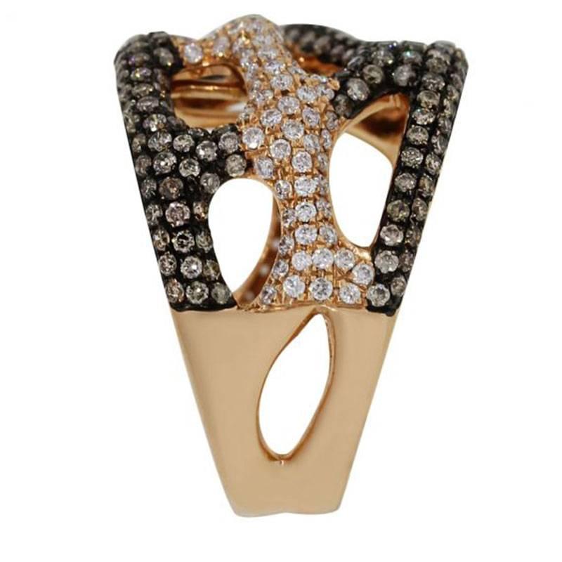 Style: Pave diamond ring
Material: 14k rose gold
Diamond Details: Approximately 1.07ctw warm champagne diamonds
Approximately: 0.46ctw round brilliant diamonds. Diamonds are G/H in color and SI in clarity
Ring Size: 7 (can be sized)
Ring