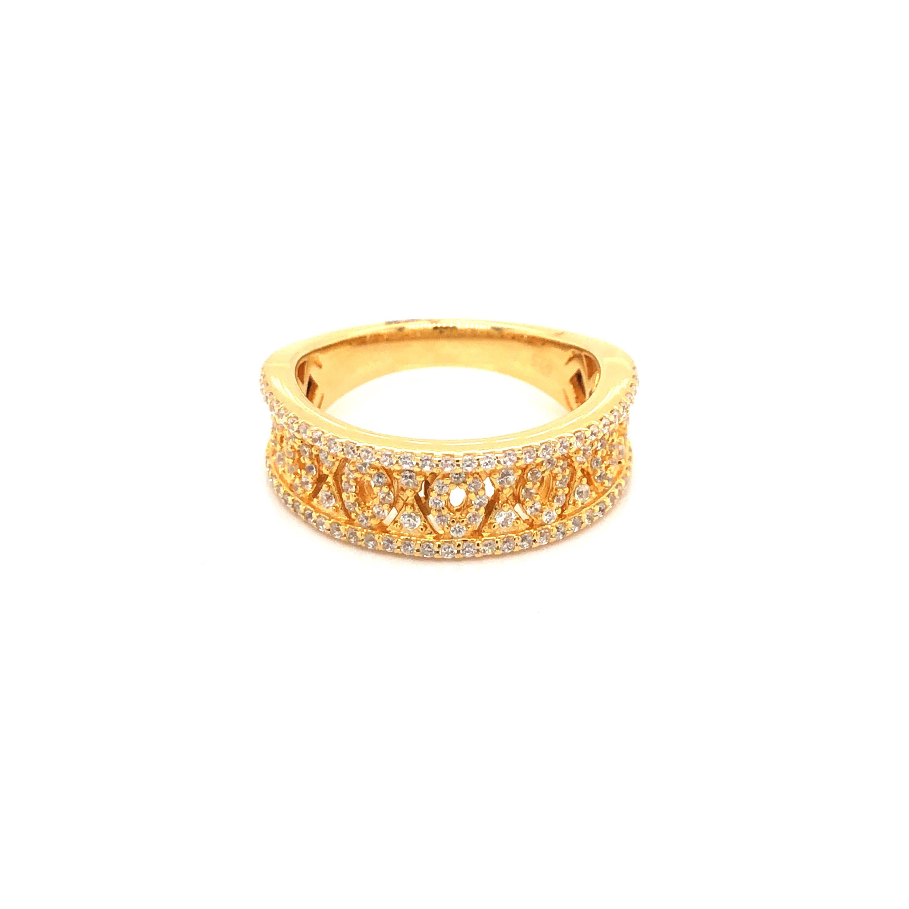 Art Deco 1.07 Carat Cubic Zirconia Yellow Gold Plated Half Filigree Wedding Band Ring For Sale