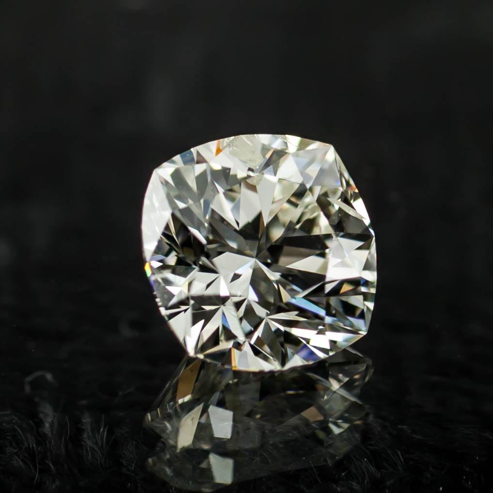 Taille princesse Diamant brillant carré modifié de 1,07 carat non serti J / I1 certifié GIA en vente