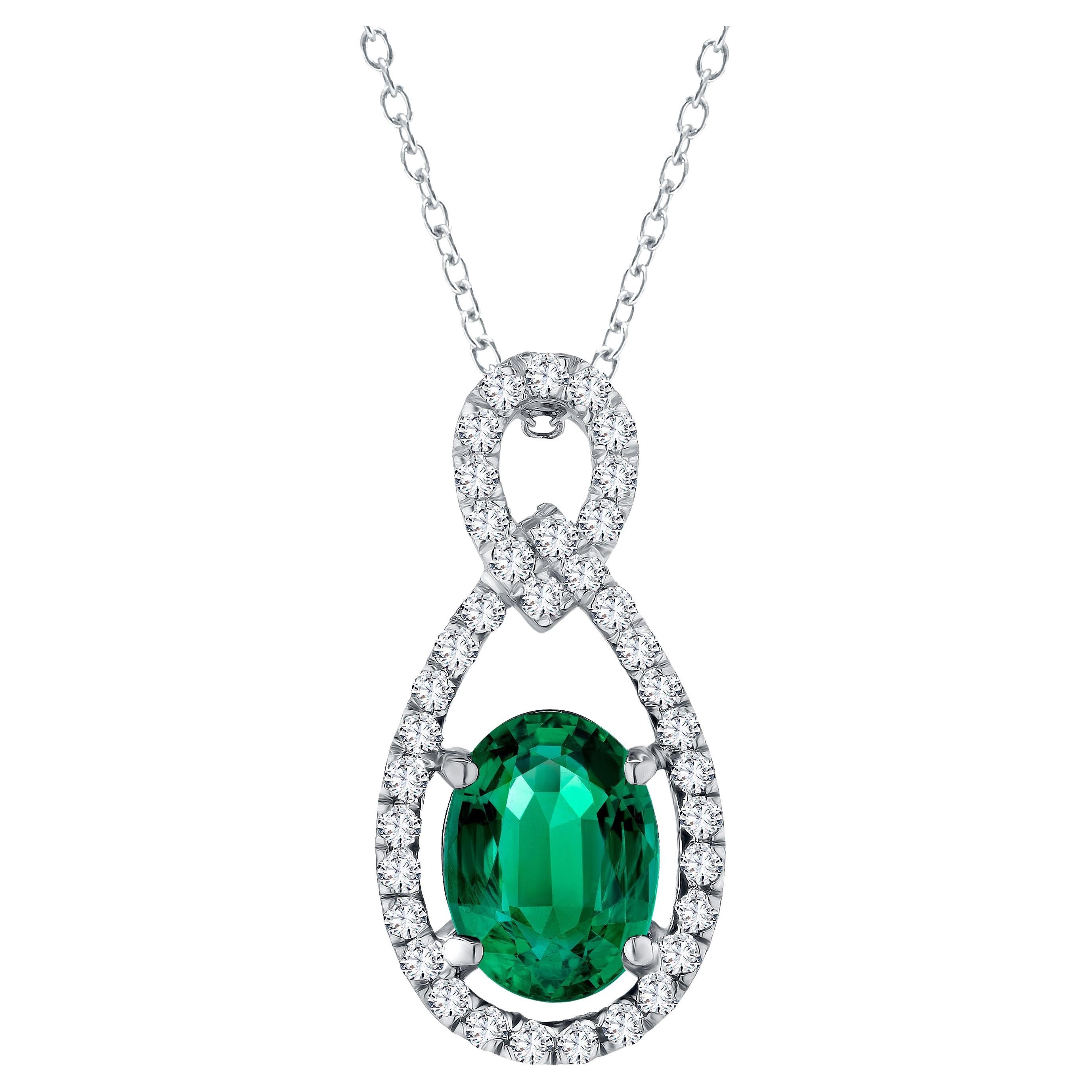 1,07 Karat Smaragd im Ovalschliff und 0,24 Karat natürlicher Diamant-Anhänger in 18k Ref2954 im Angebot