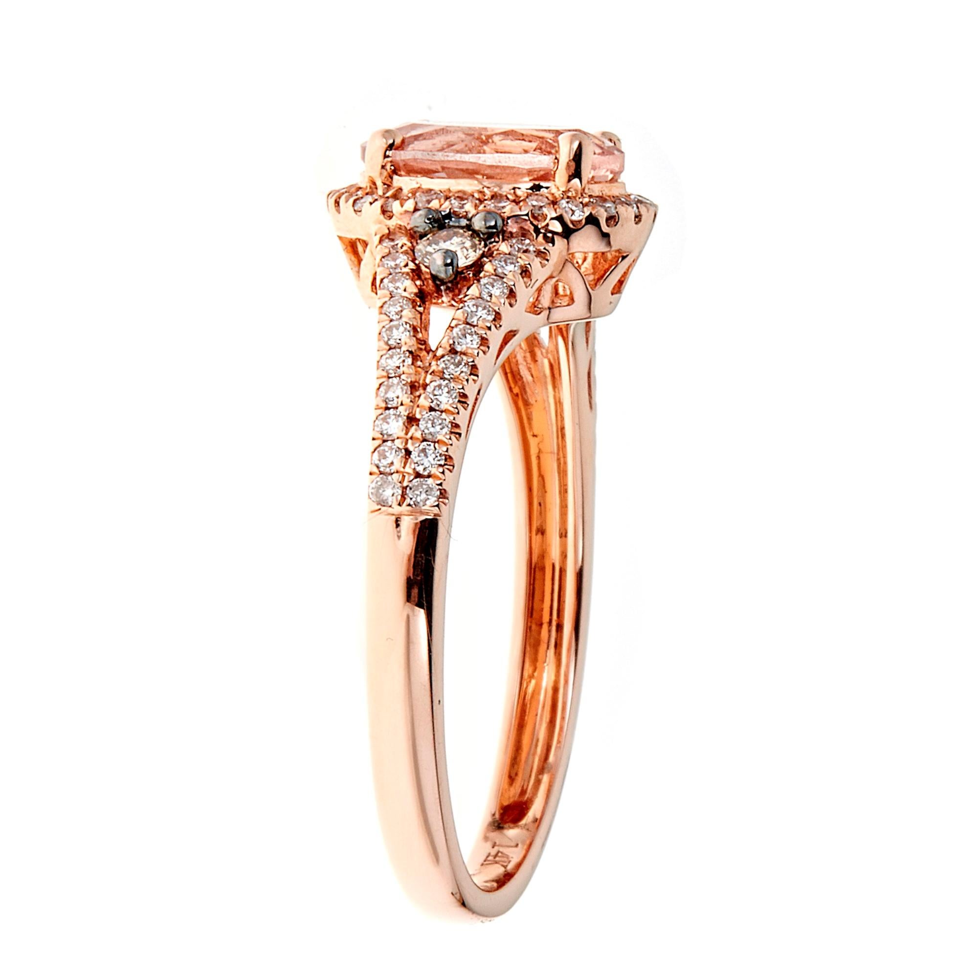Decorate yourself in elegance with this Ring is crafted from 14-karat Rose Gold Gold by Gin & Grace. This Ring is made up of 6*8 mm Oval-cut (1 pcs) 1.249 carat Morganite and Round Cut Diamond (66 Pcs) 0.306 Carat . This Ring is weight 2.709 grams.