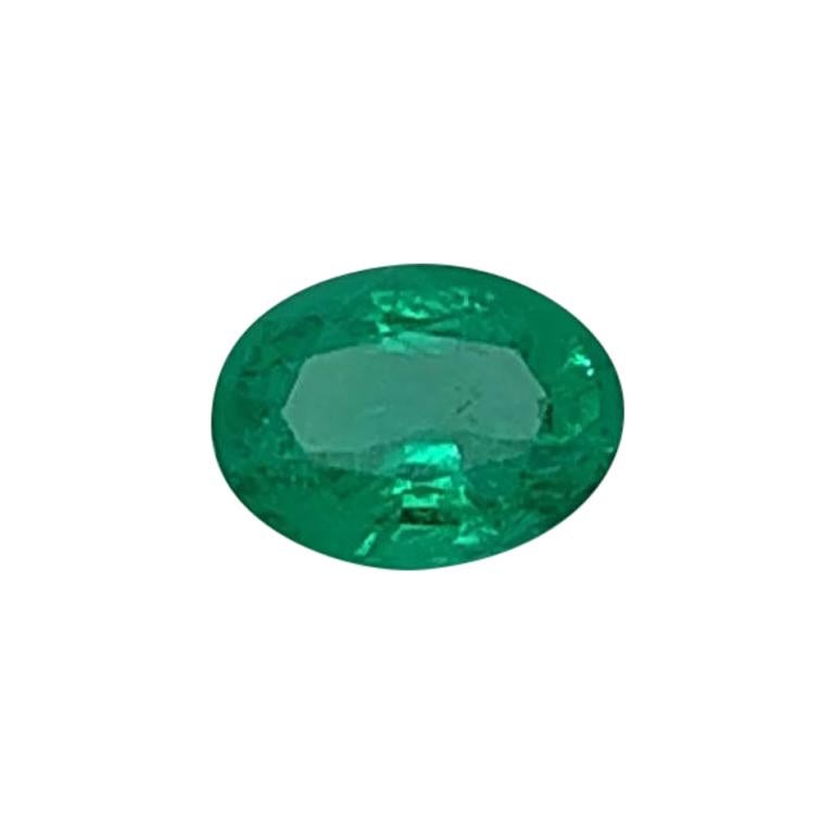 1.07 Carat Oval Shape Green Emerald, Premium Quality For Sale