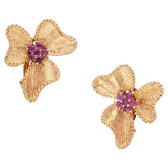 1.07 Carat Round Ruby Hand Textured Gold Bow Clip Post Earrings