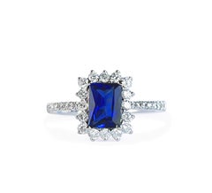 1.07 Carat Royal Blue Ceylon Natural Unheated Sapphire Ring