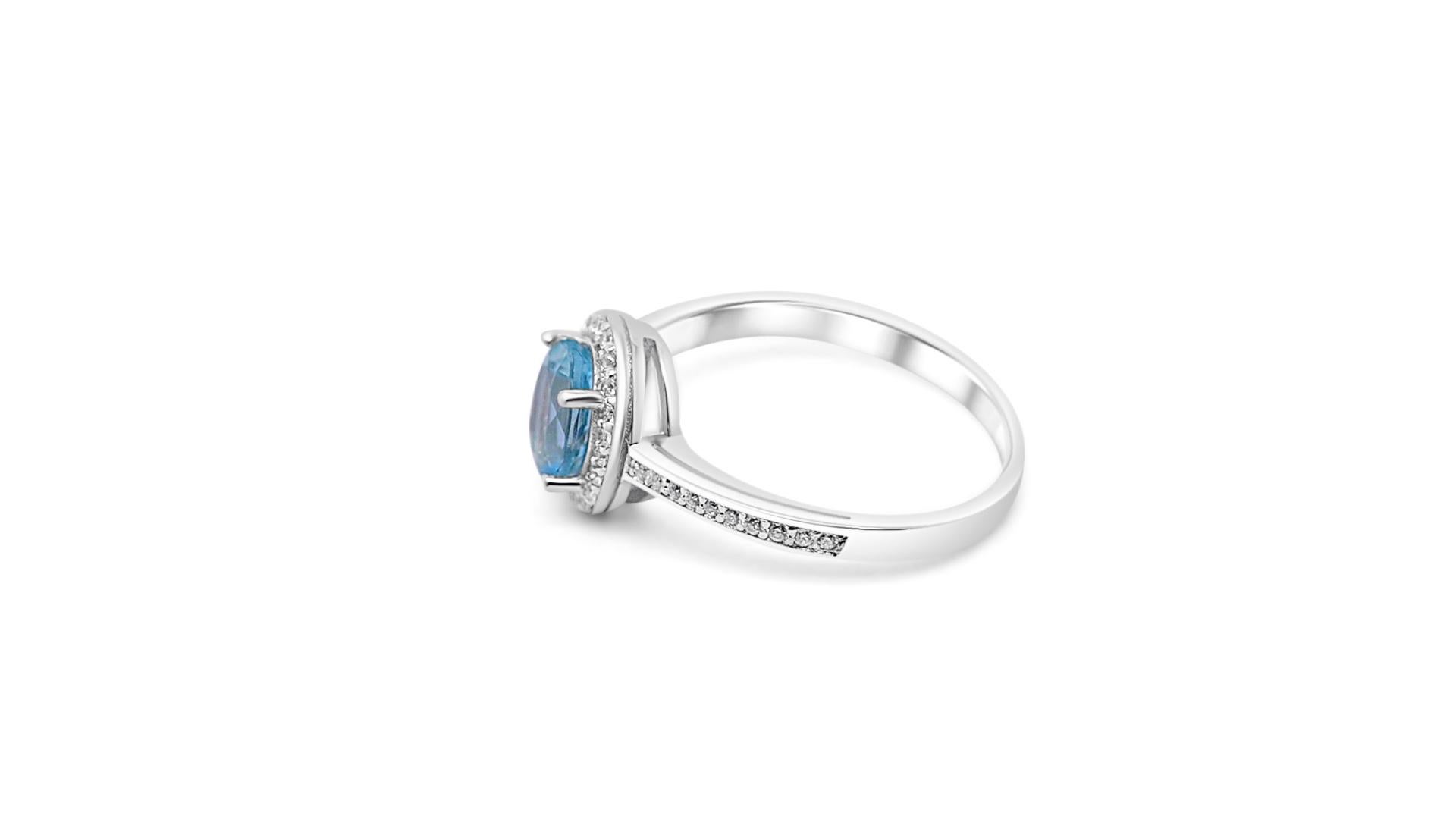 Taille ovale 1.19 Ct Aquamarine Solid Ring 925 Sterling Silver Bridal Engagement Ring  en vente