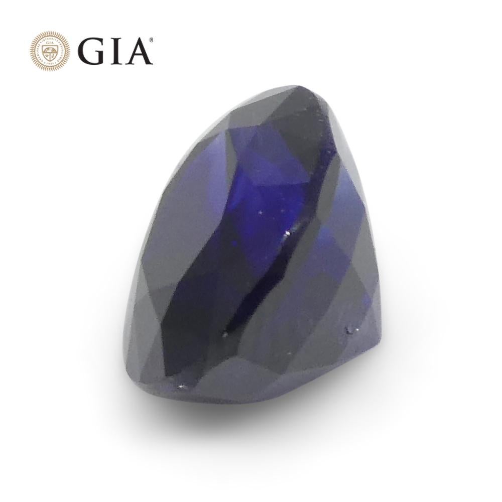 Saphir bleu ovale non chauffé de 1,07 carat certifié GIA 7