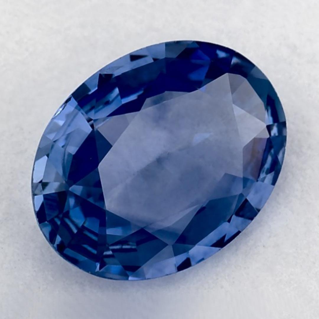 Taglio ovale 1.07 carati di zaffiro blu ovale sfuso in vendita