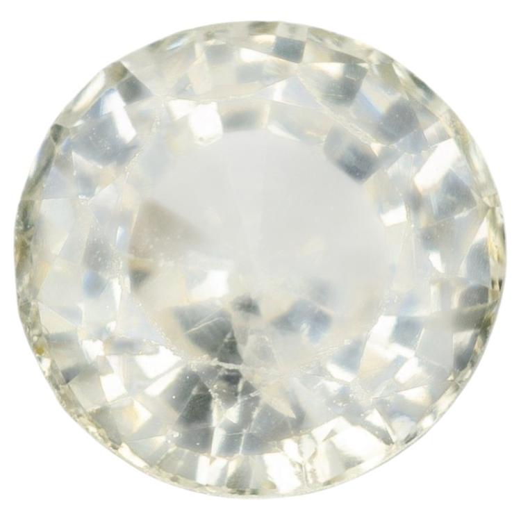 1,07 ct, saphir jaune facetté en vente